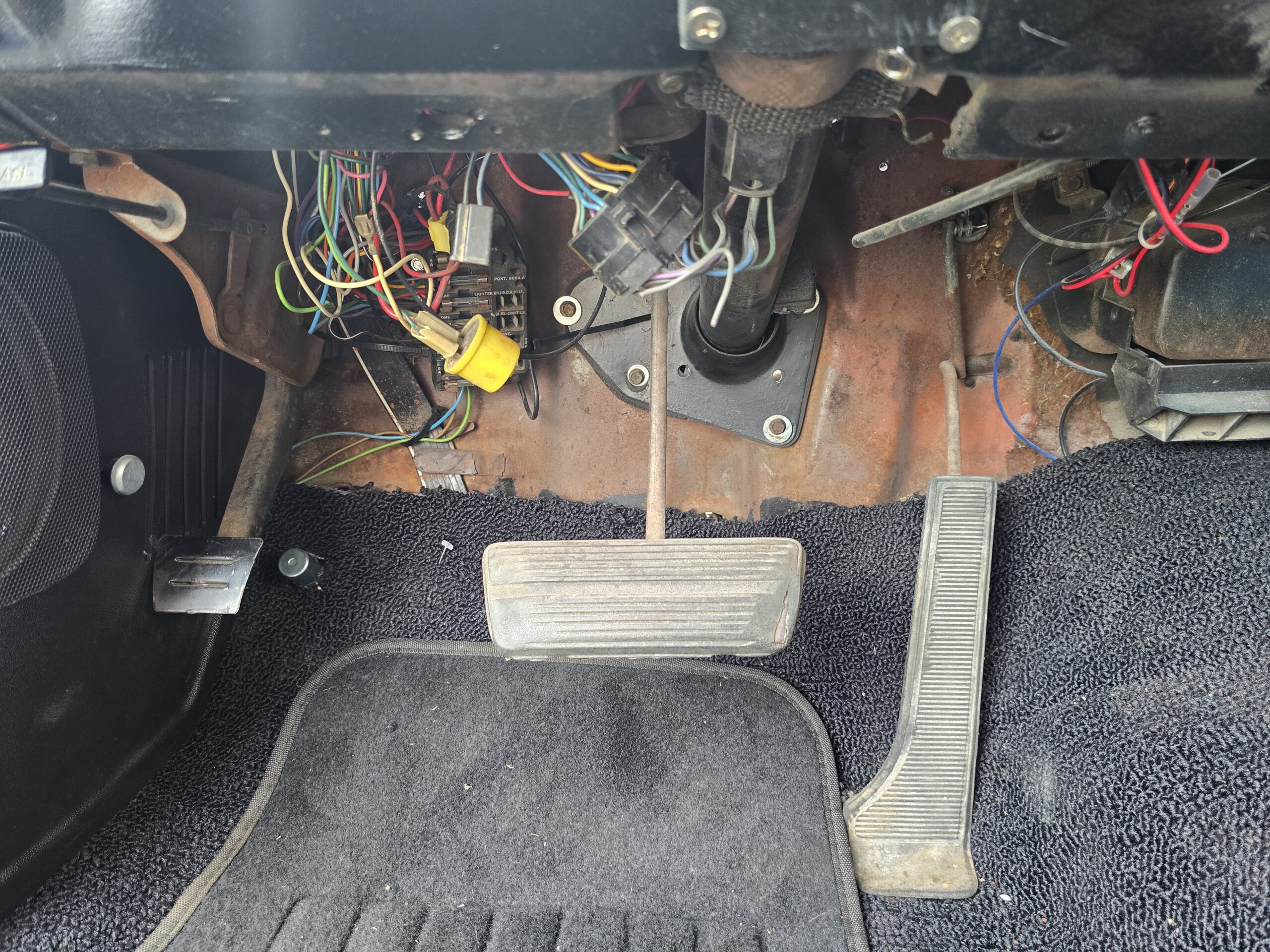 
								1965 Pontiac Tempest (GTO Replica) full									