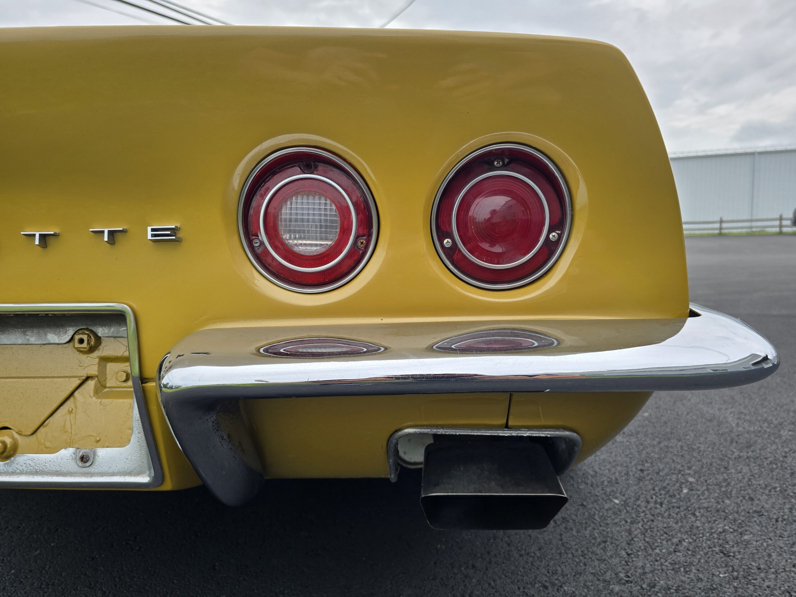 
								1971 Chevy Corvette Convertible full									
