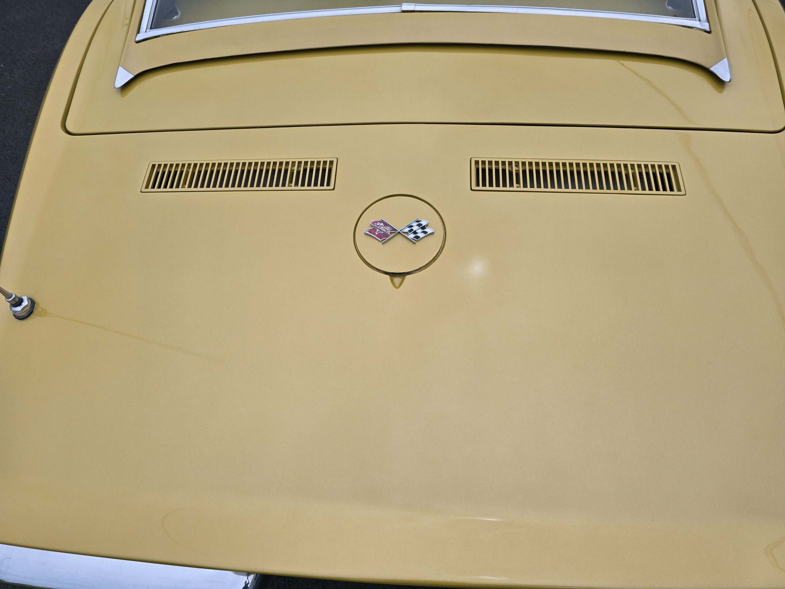 
								1971 Chevy Corvette Convertible full									