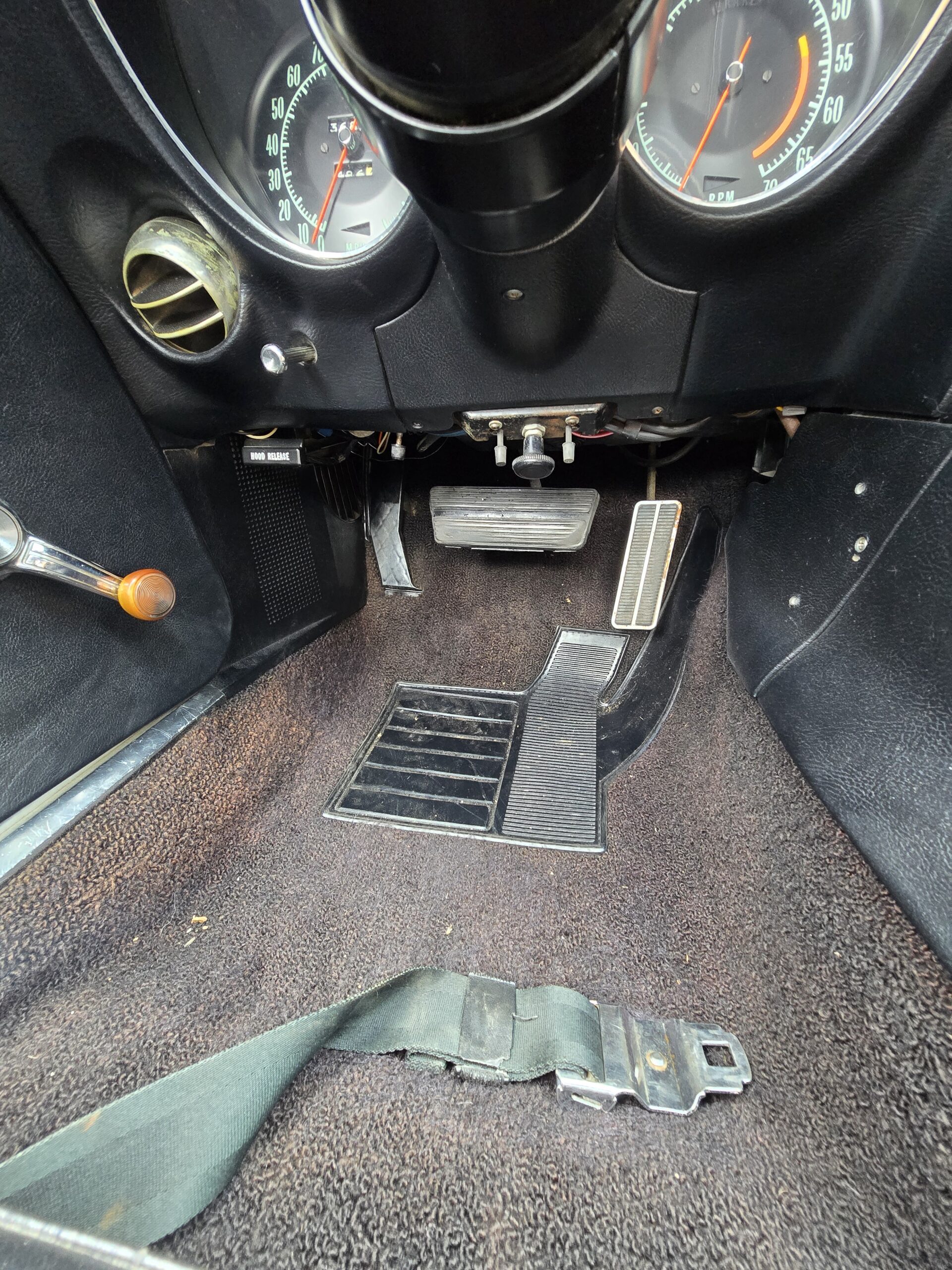 
								1971 Chevy Corvette Convertible full									