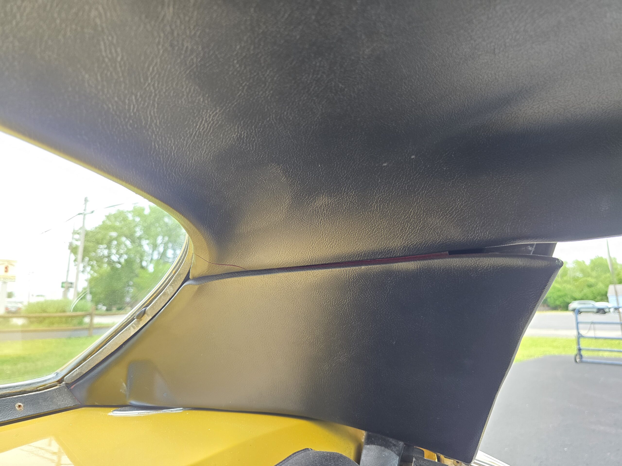 
								1971 Chevy Corvette Convertible full									