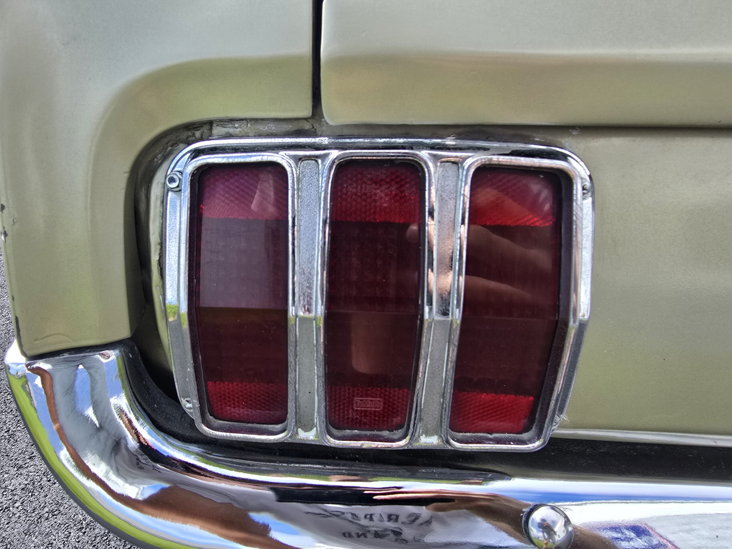 
								1965 Ford Mustang Convertible full									