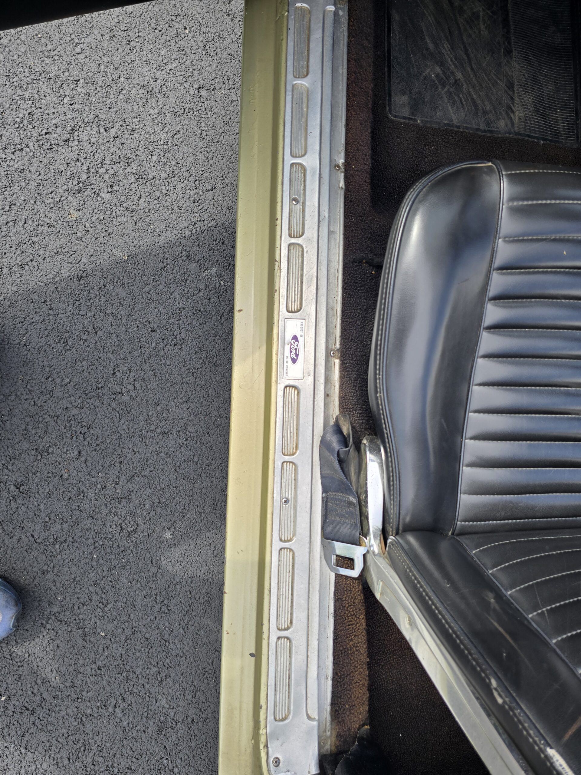 
								1965 Ford Mustang Convertible full									