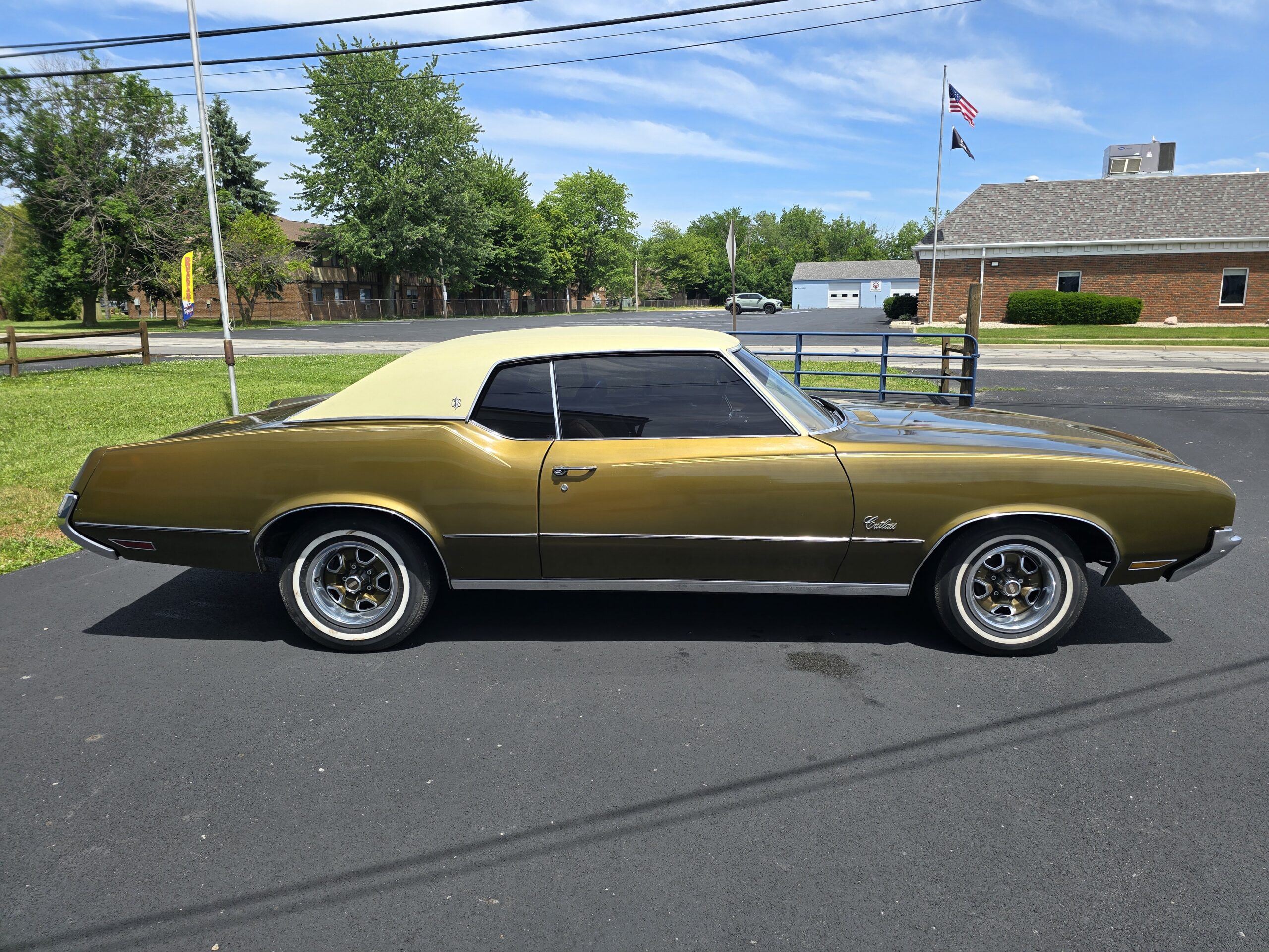 1972 Oldsmobile Cutlass Supreme
