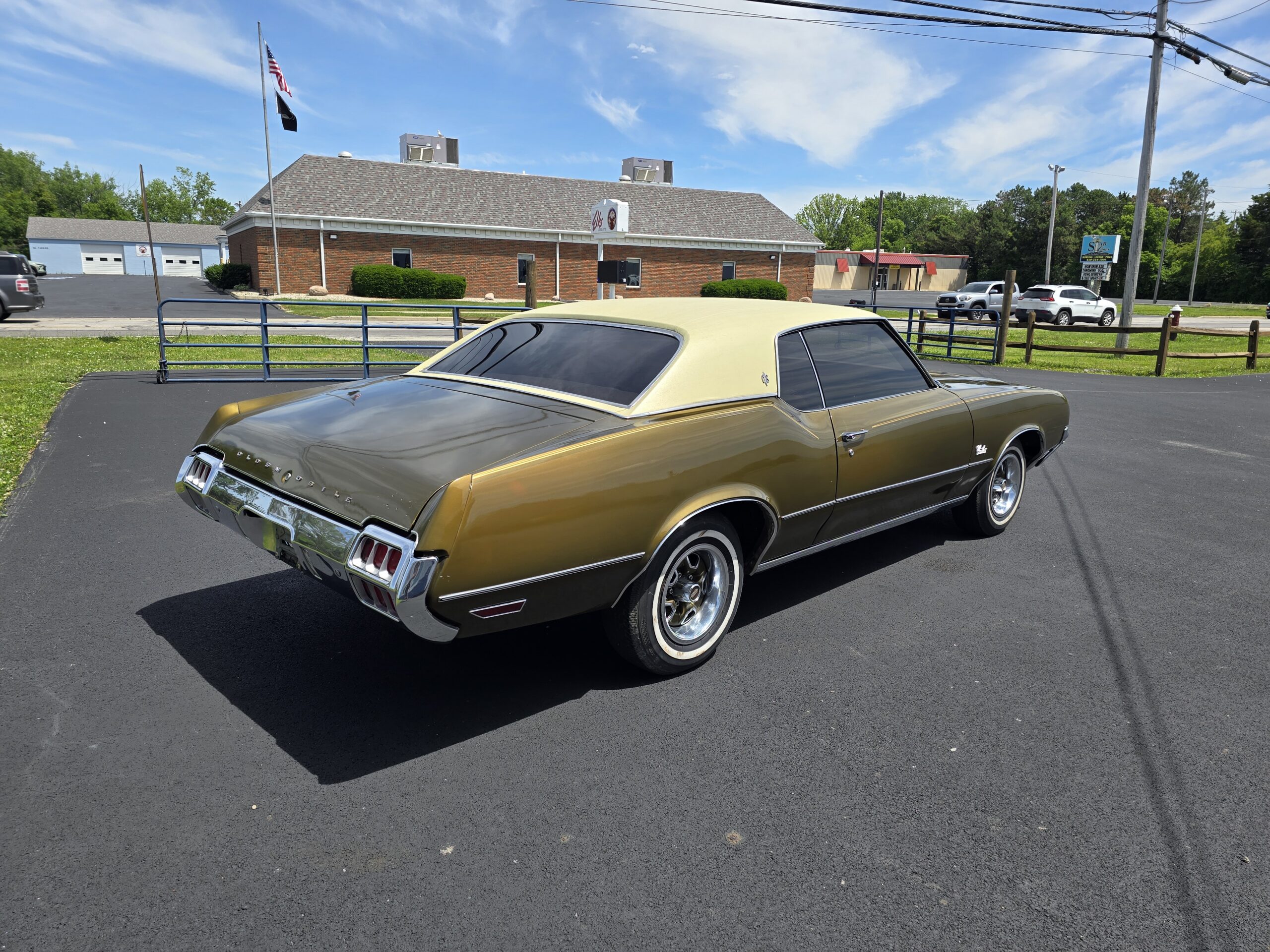 1972 Oldsmobile Cutlass Supreme