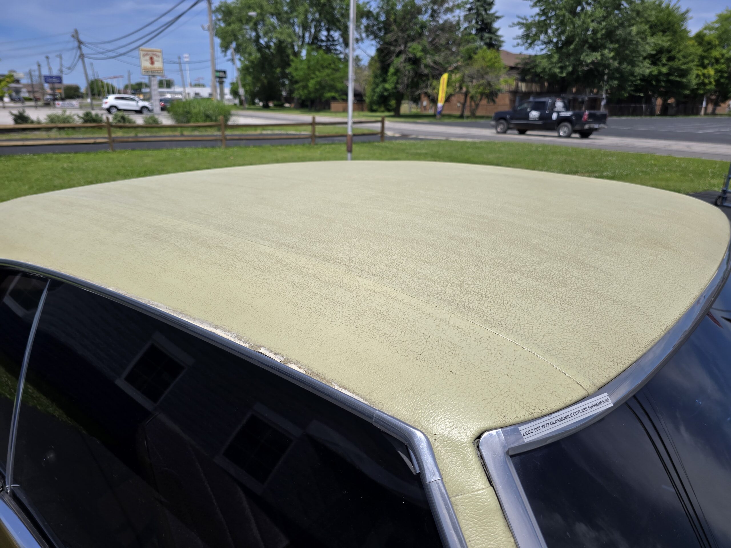 
								1972 Oldsmobile Cutlass Supreme full									