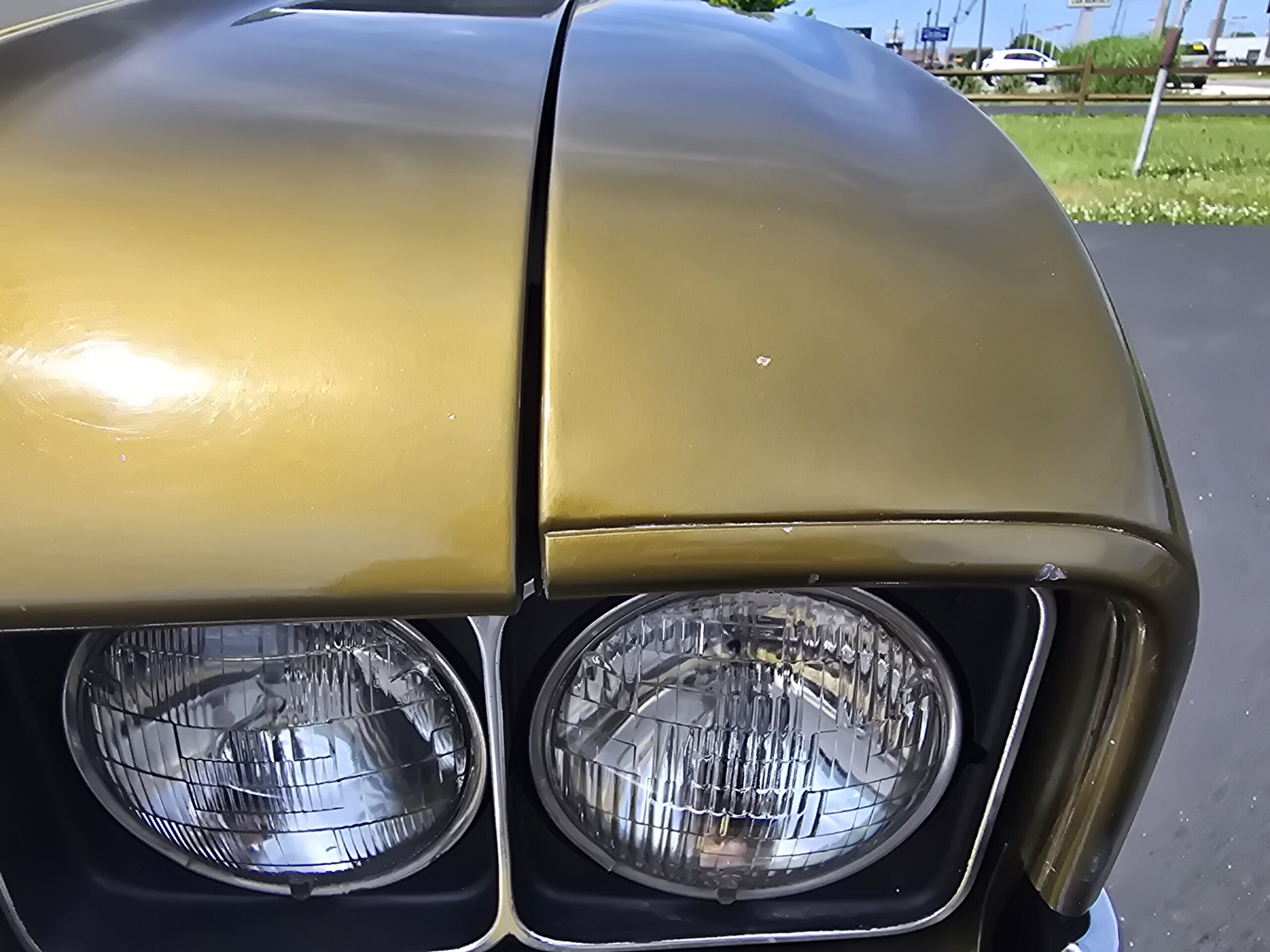 
								1972 Oldsmobile Cutlass Supreme full									