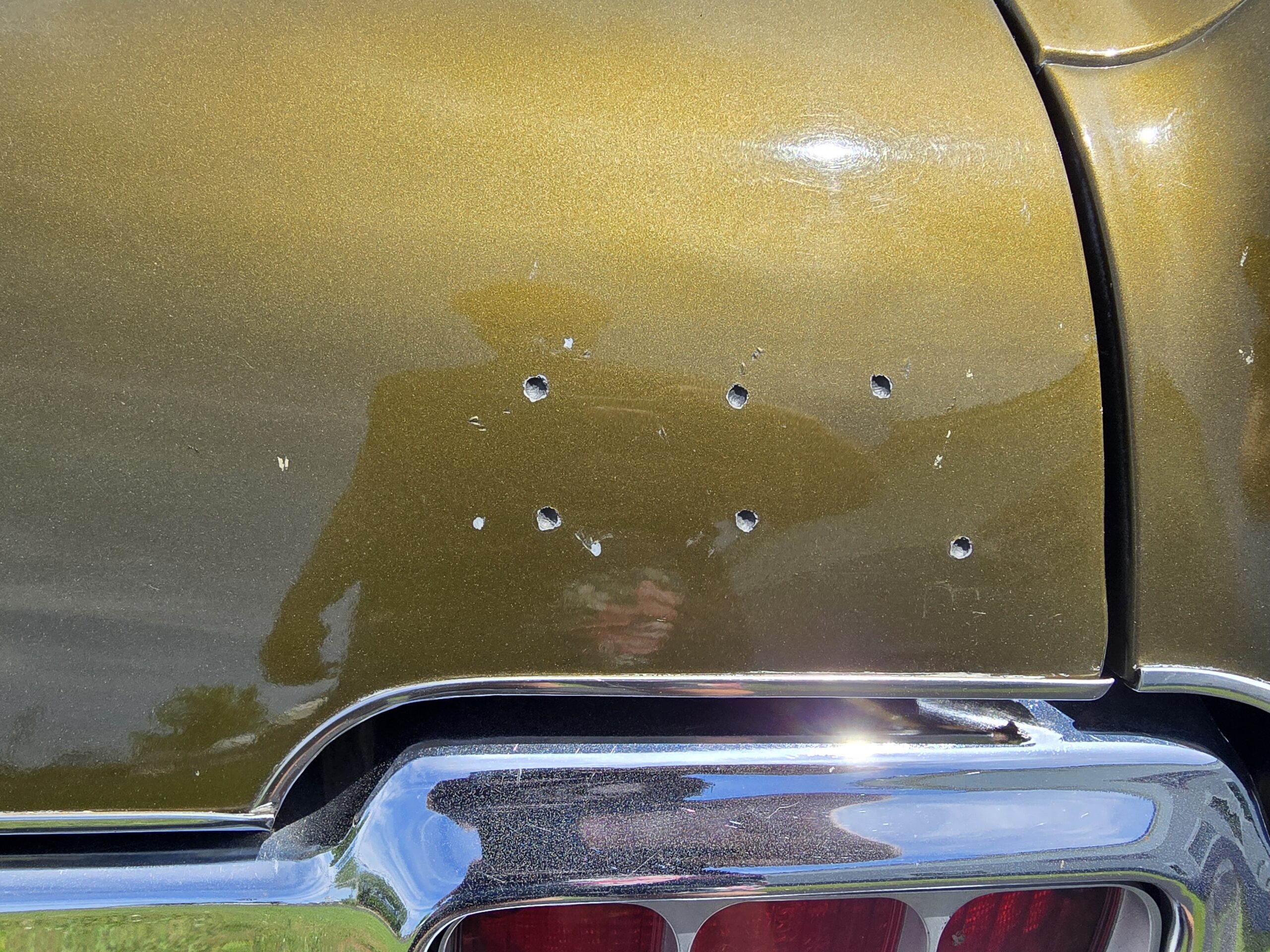 
								1972 Oldsmobile Cutlass Supreme full									
