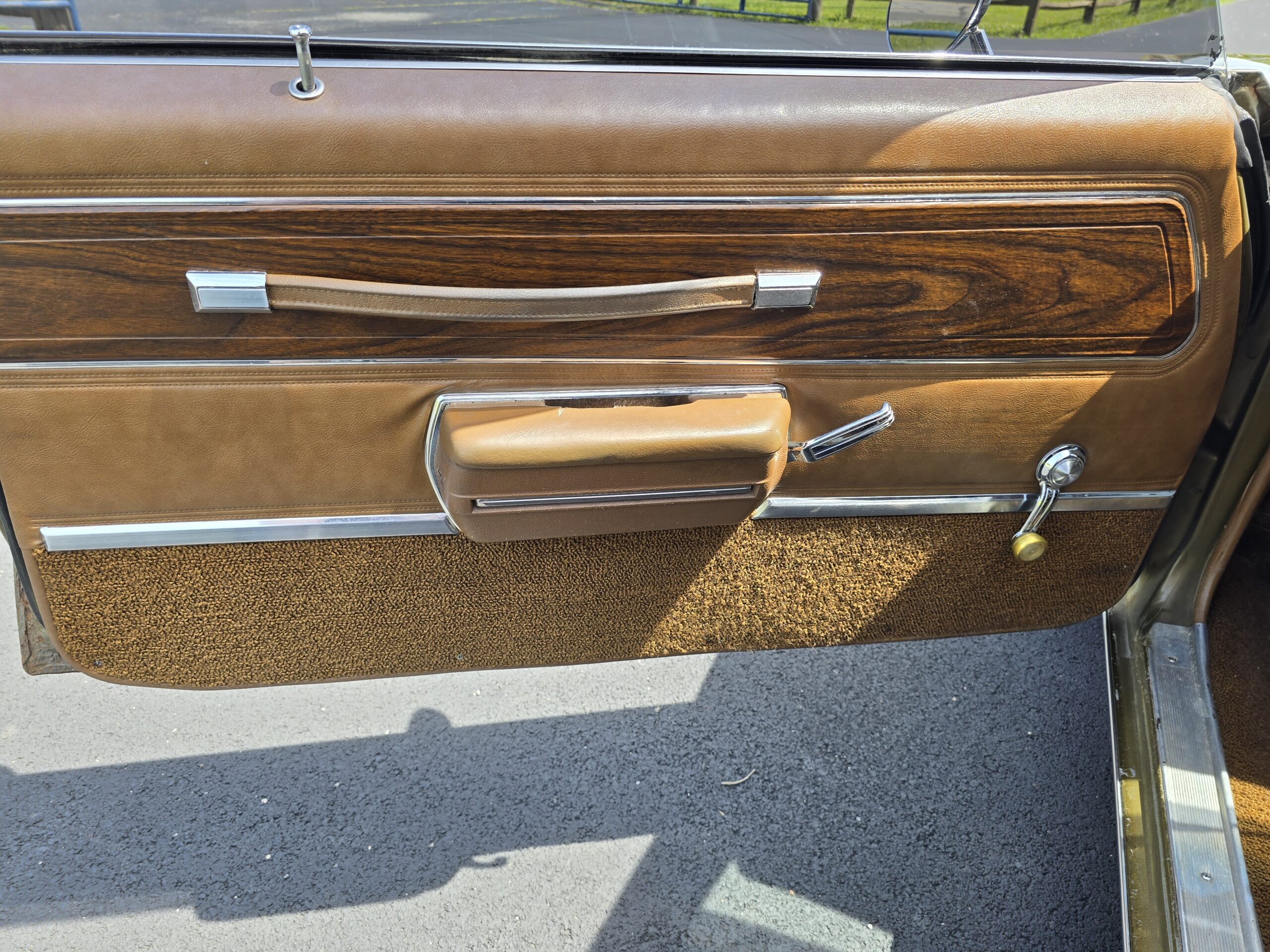 
								1972 Oldsmobile Cutlass Supreme full									