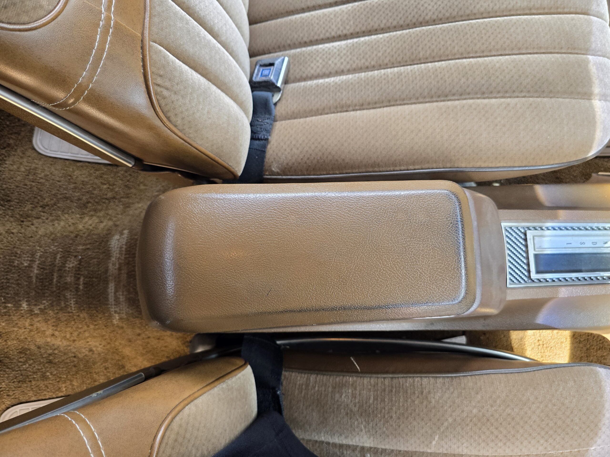 
								1972 Oldsmobile Cutlass Supreme full									