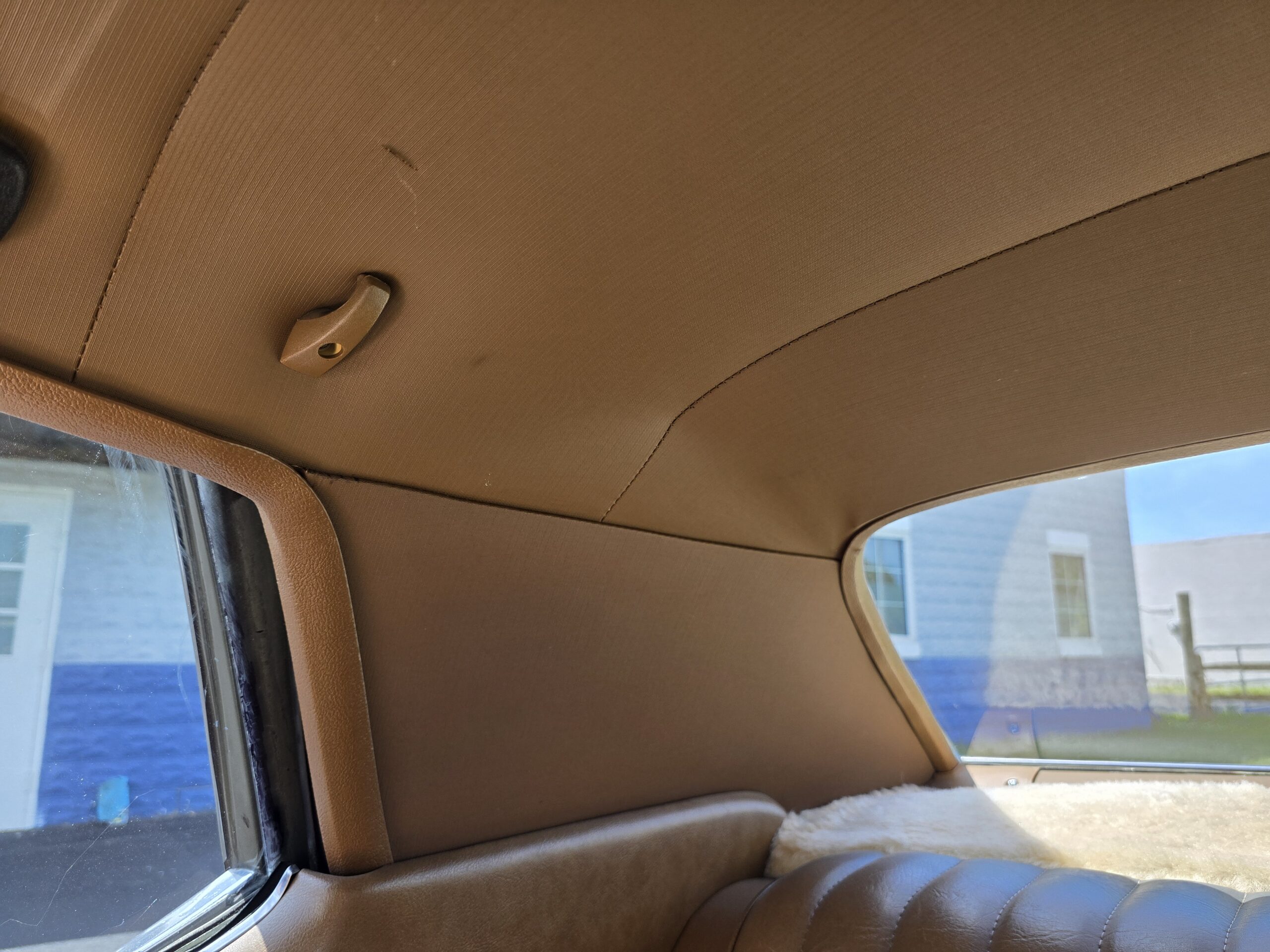 
								1972 Oldsmobile Cutlass Supreme full									