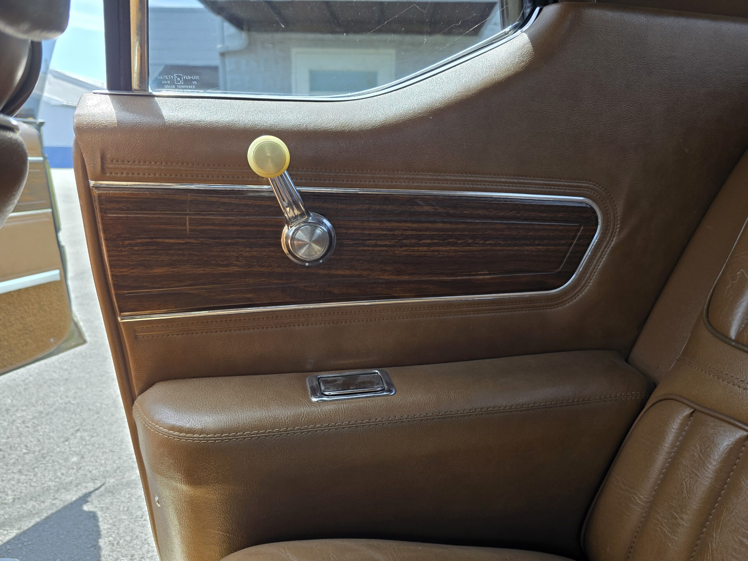 
								1972 Oldsmobile Cutlass Supreme full									