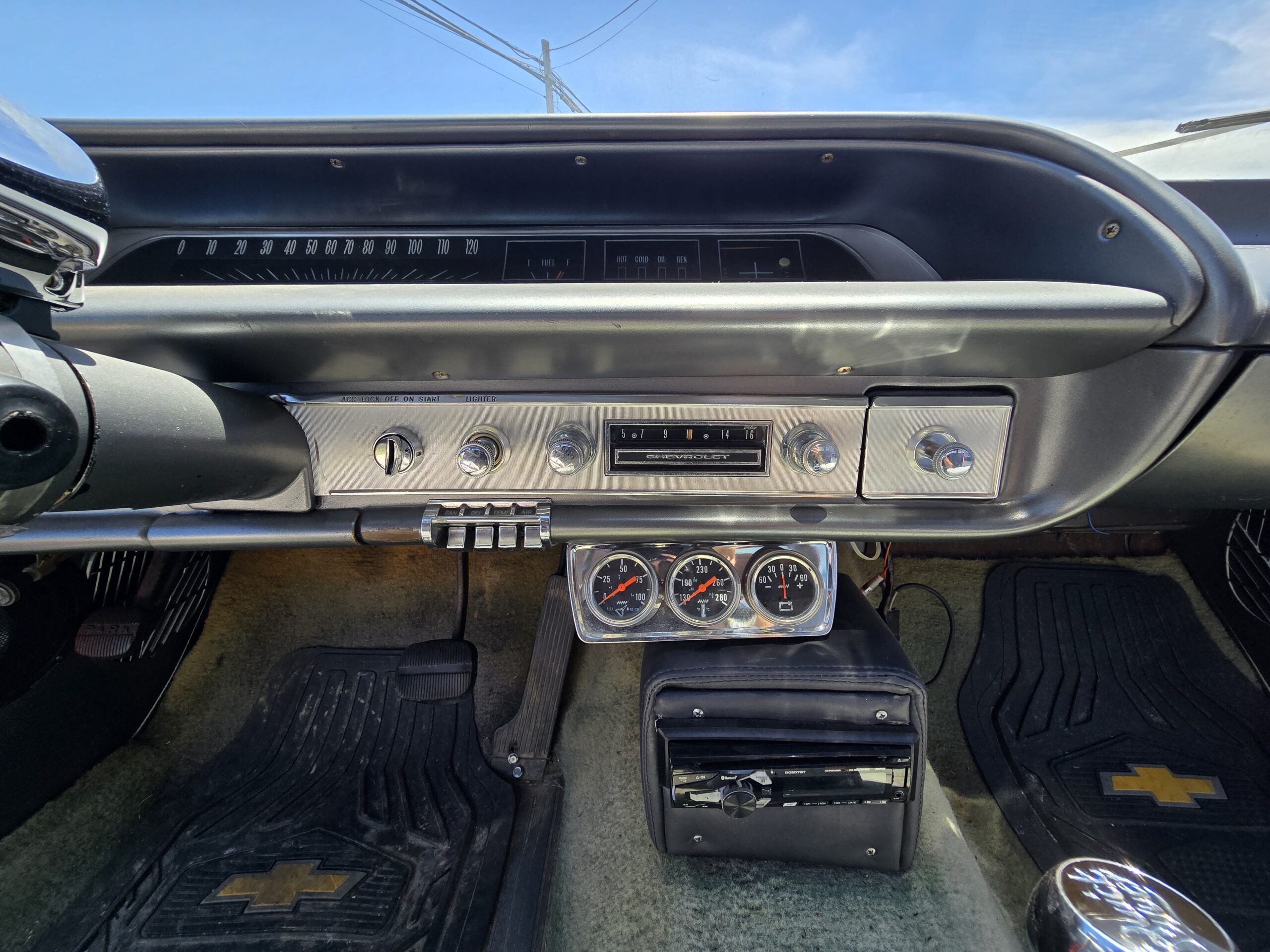 
								1964 Chevrolet Biscayne full									