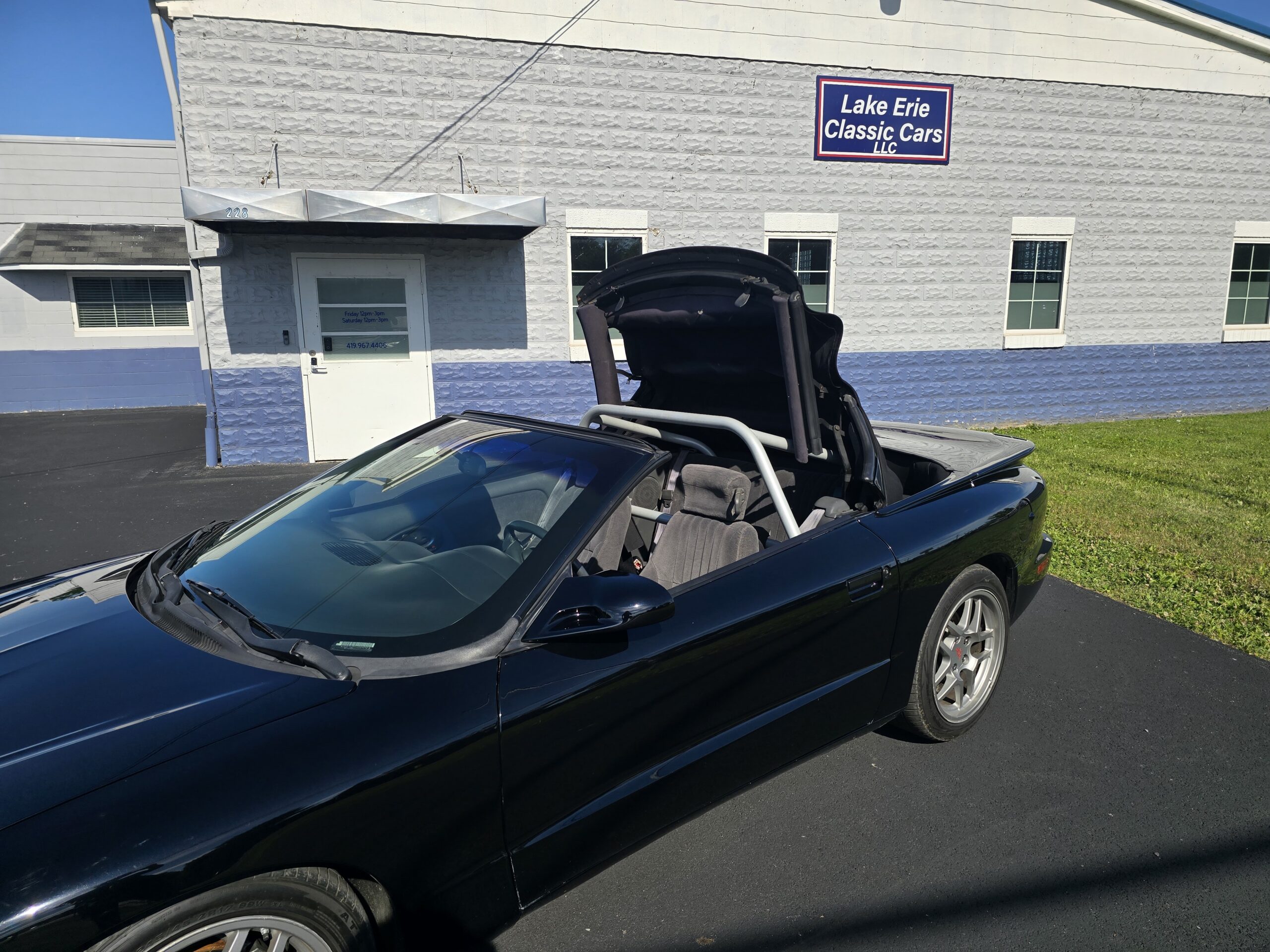 
								1997 Pontiac Firebird Convertible full									