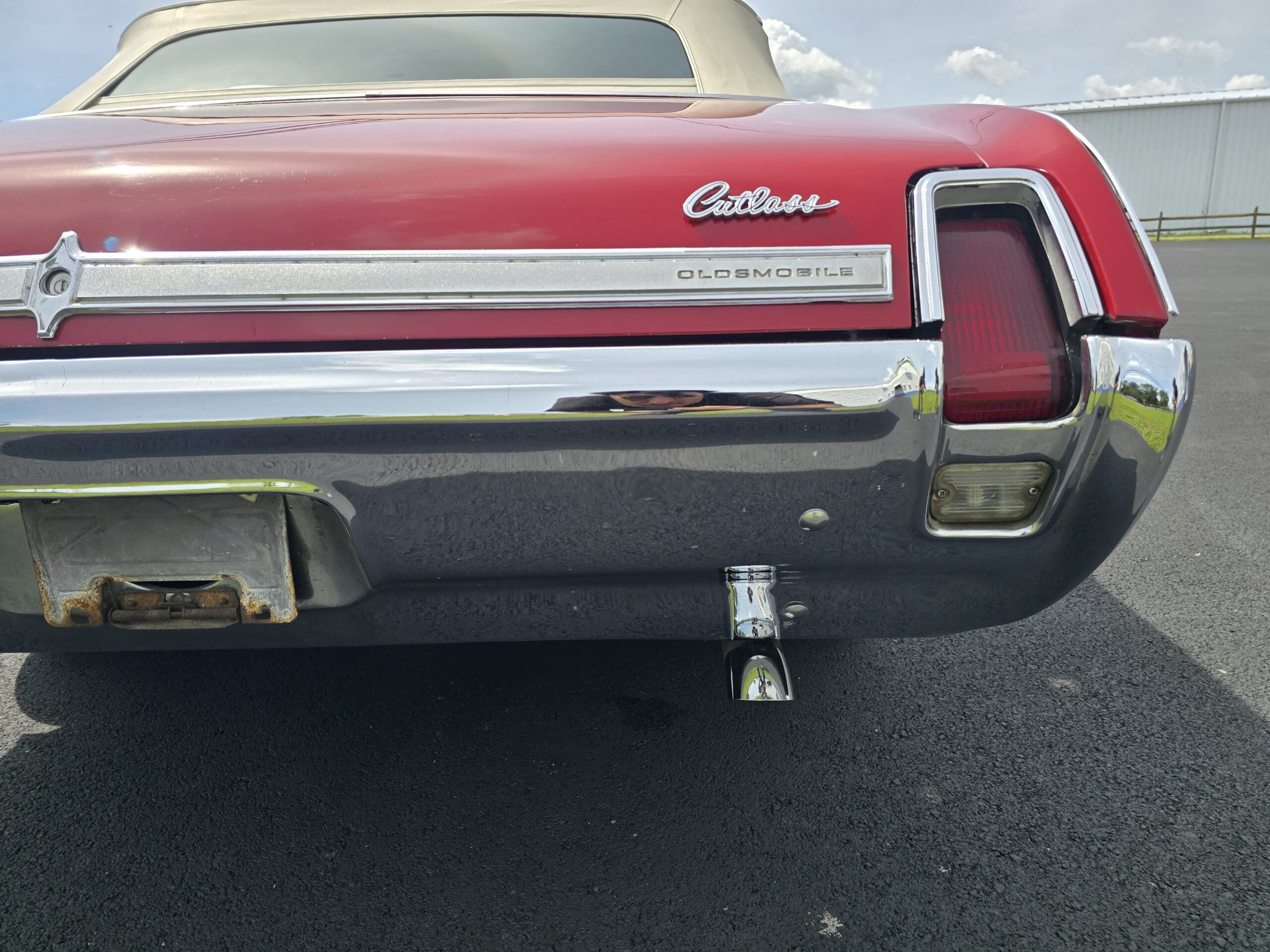 
								1969 Oldsmobile Cutlass S Convertible full									