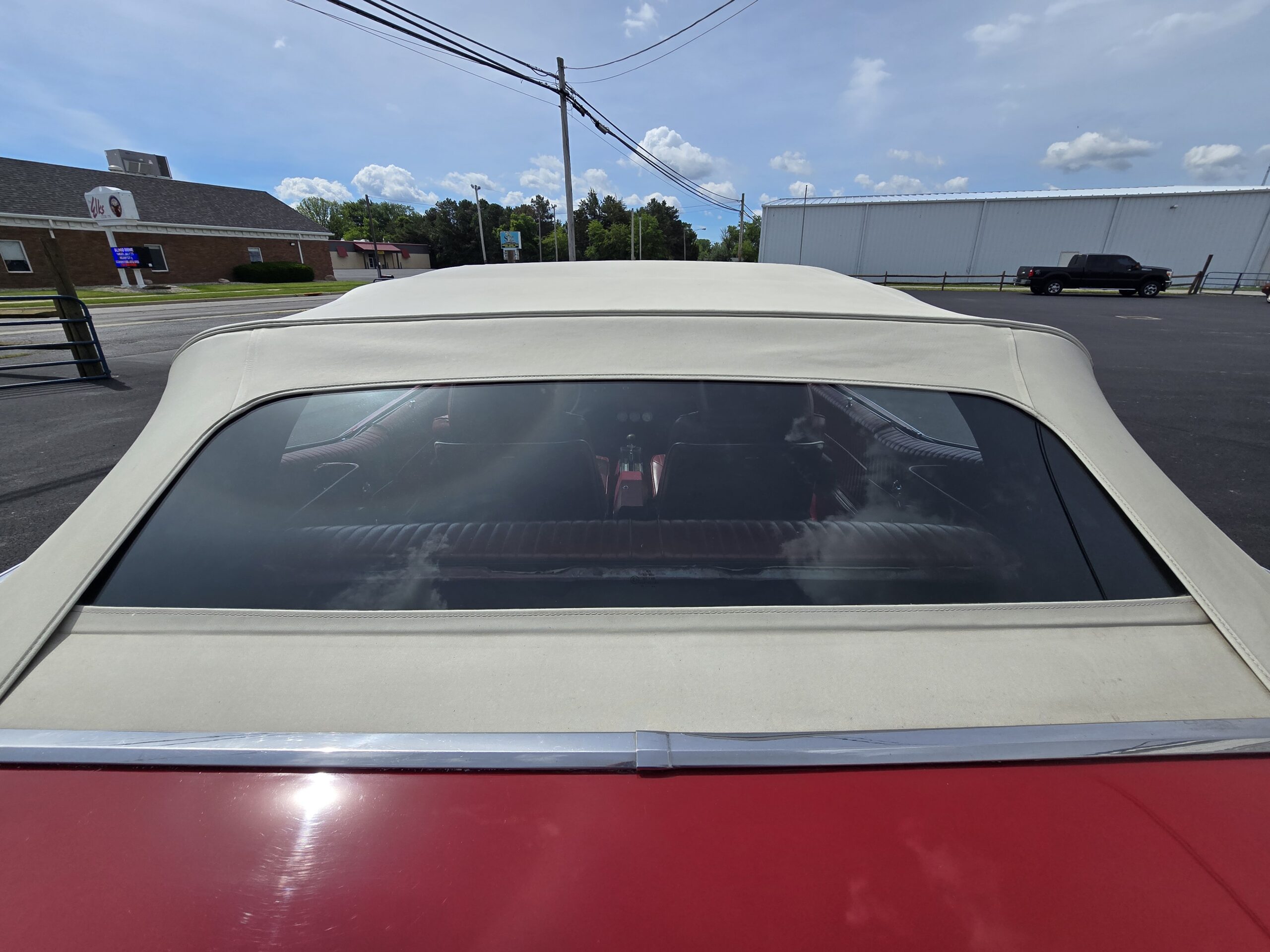
								1969 Oldsmobile Cutlass S Convertible full									