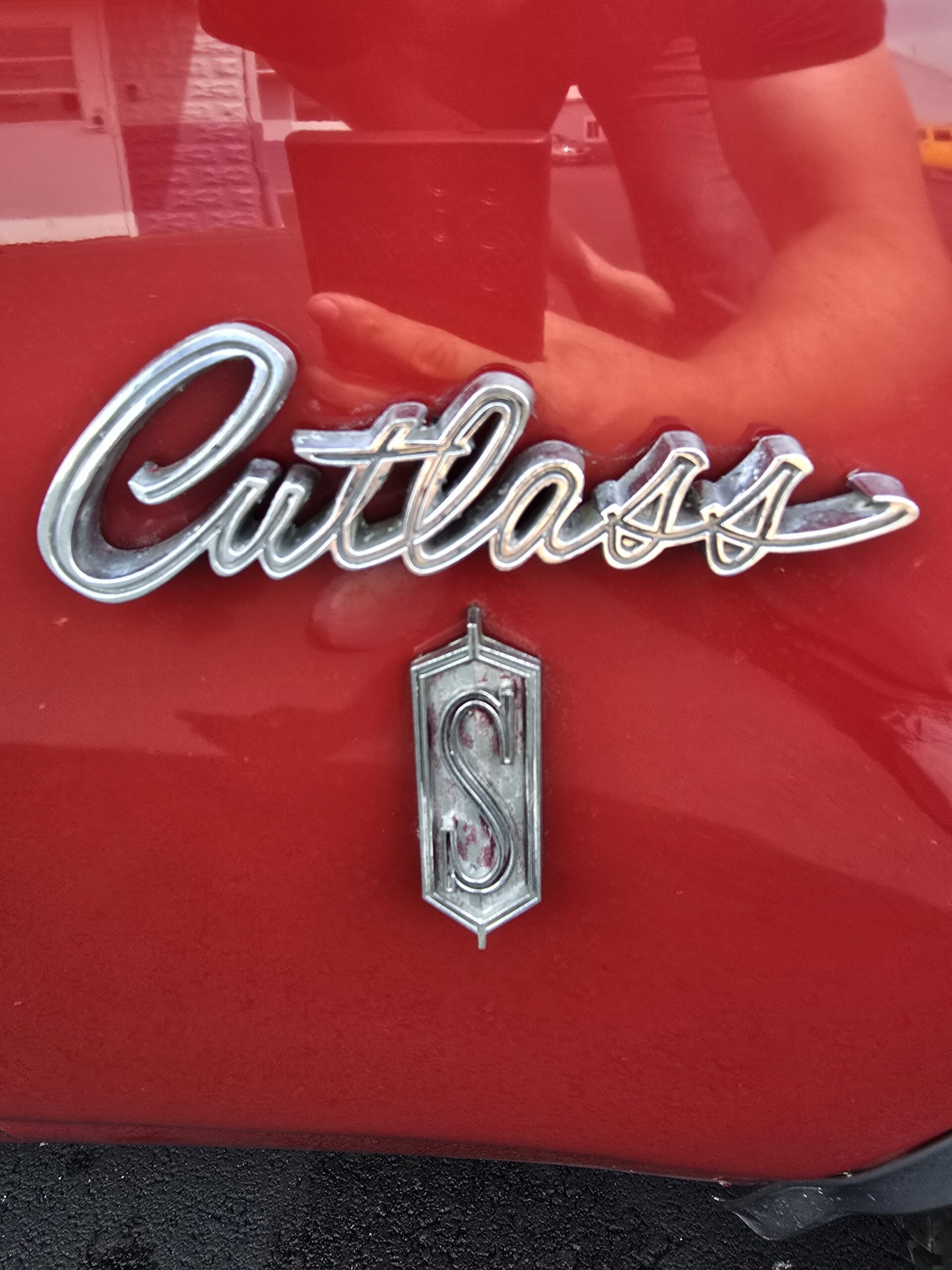 
								1969 Oldsmobile Cutlass S Convertible full									