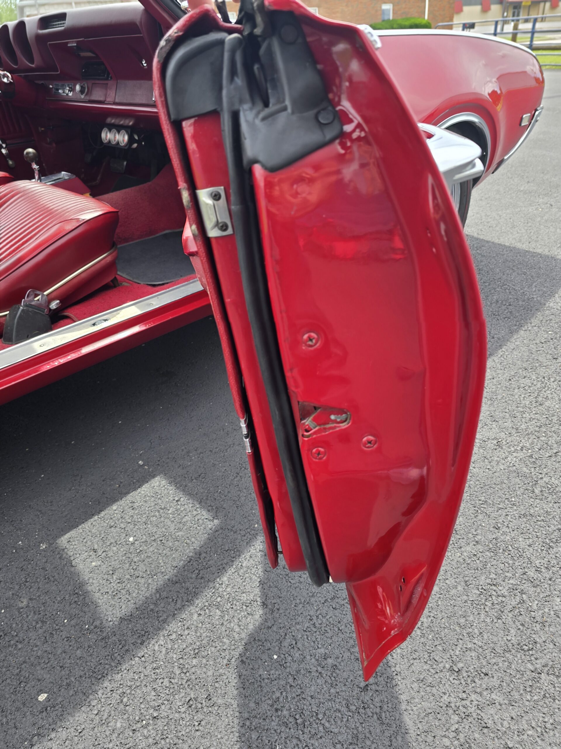 
								1969 Oldsmobile Cutlass S Convertible full									