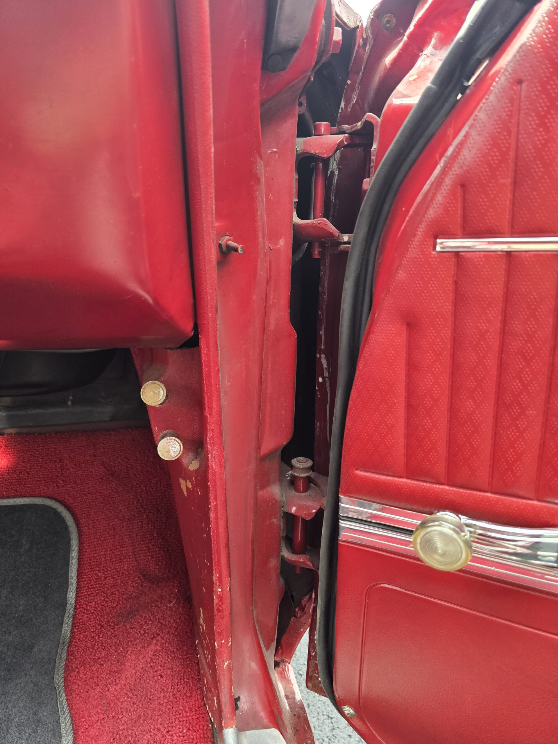 
								1969 Oldsmobile Cutlass S Convertible full									