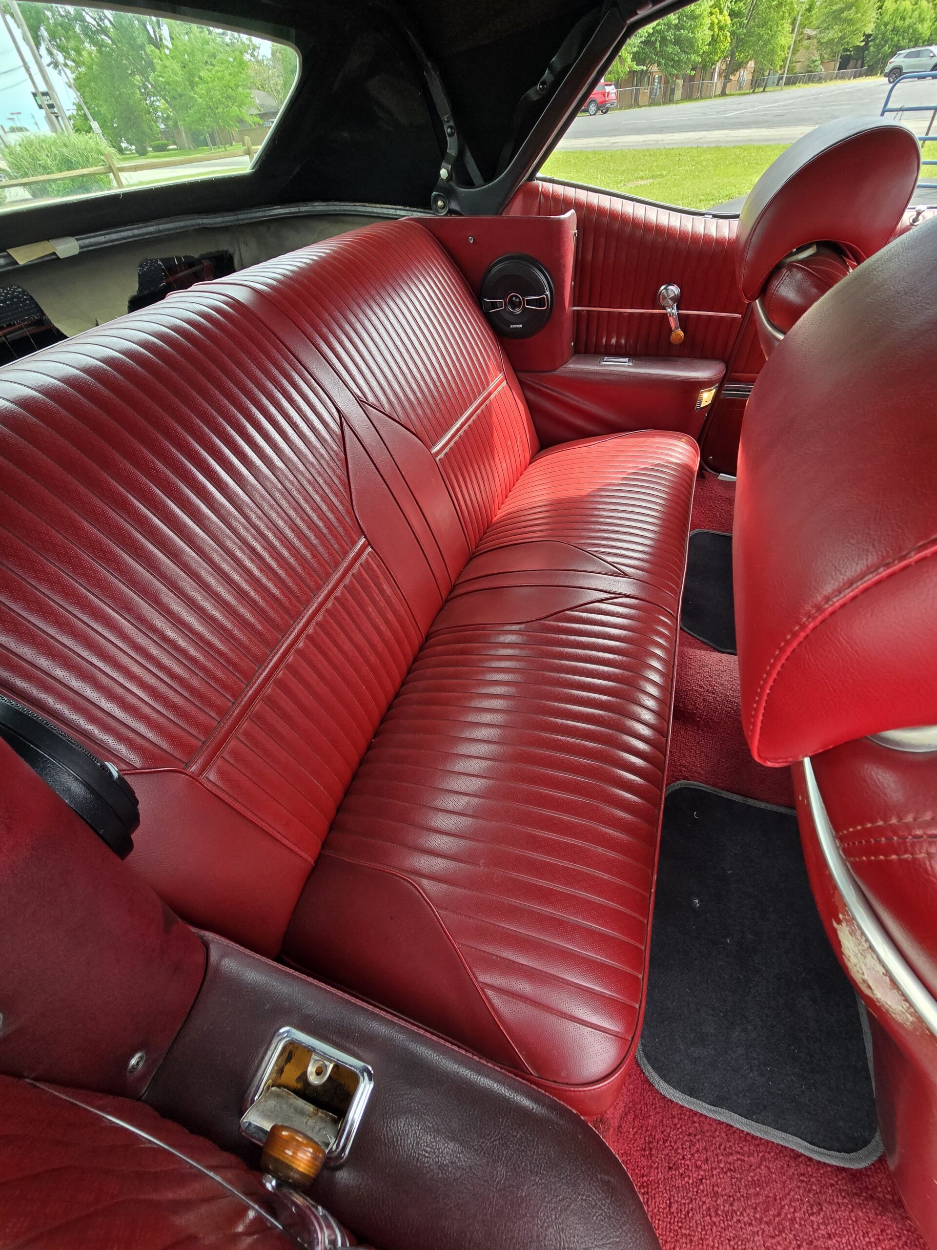 
								1969 Oldsmobile Cutlass S Convertible full									