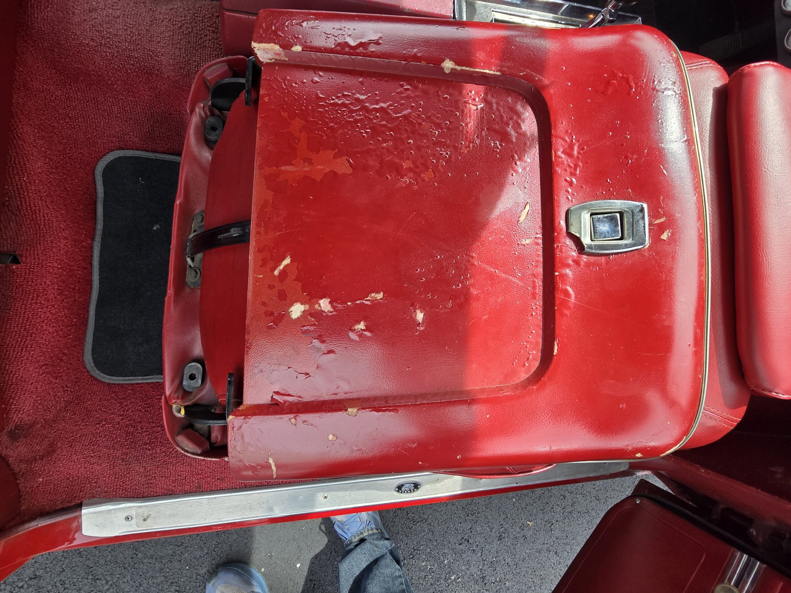 
								1969 Oldsmobile Cutlass S Convertible full									