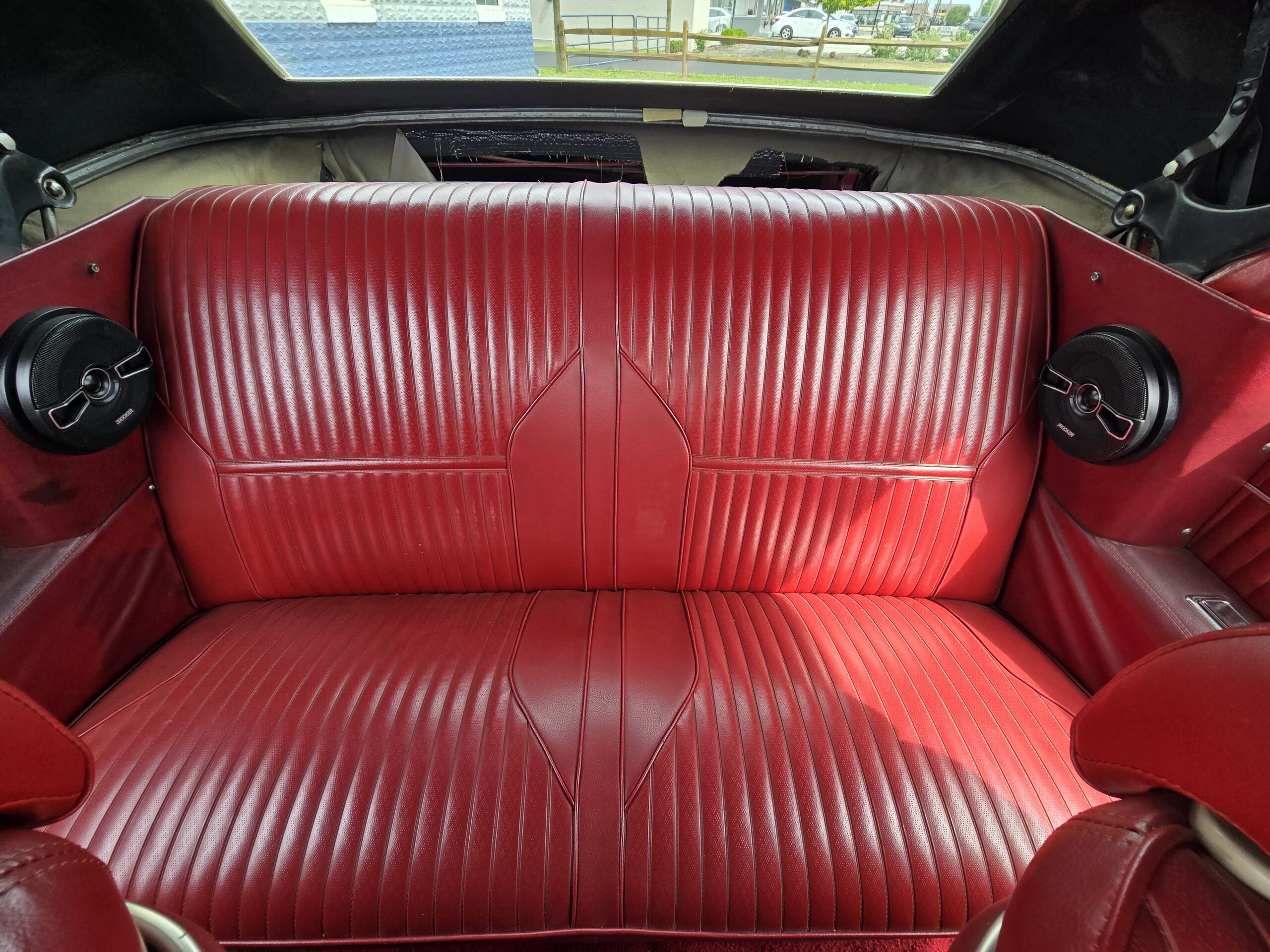 
								1969 Oldsmobile Cutlass S Convertible full									
