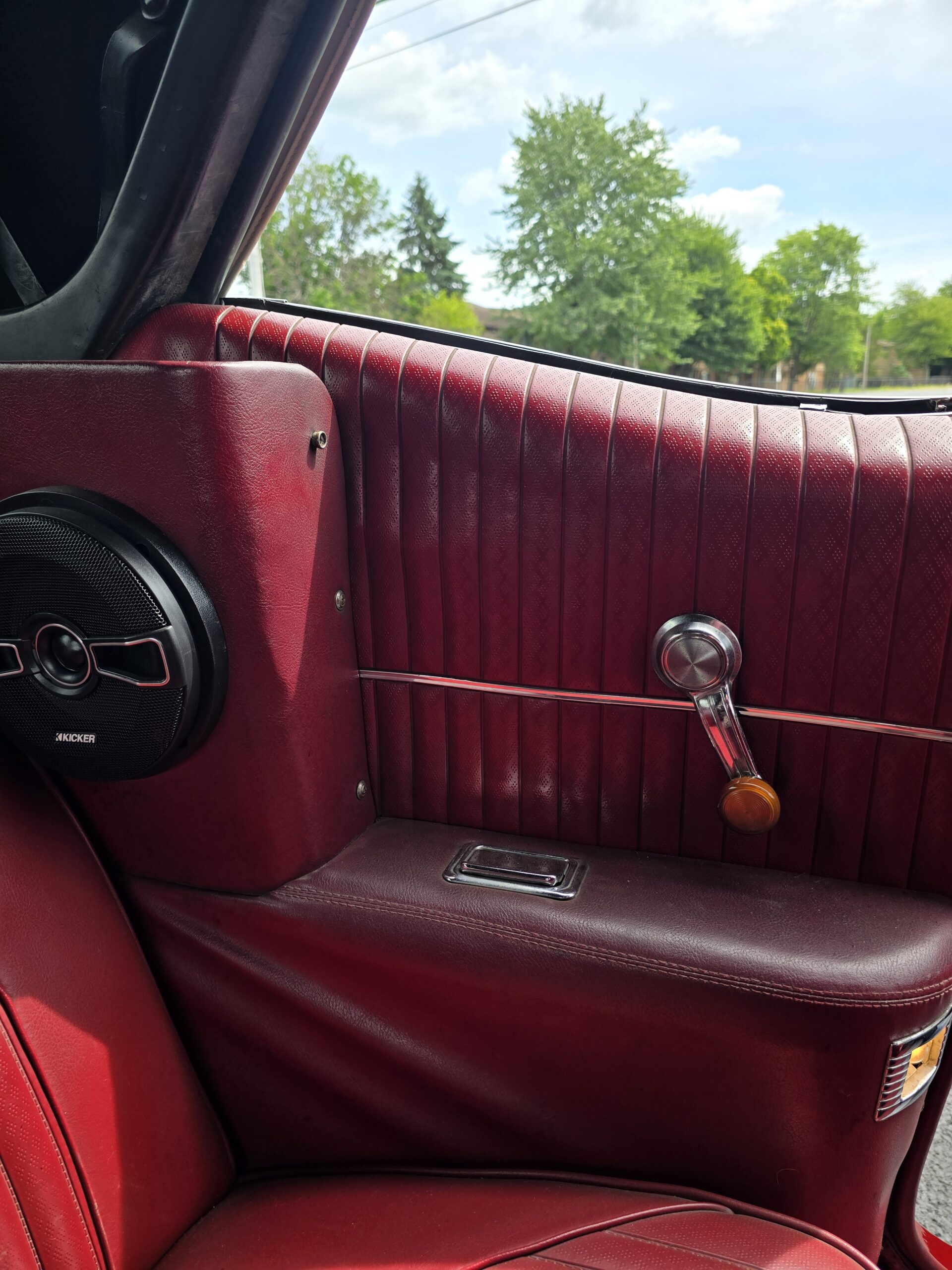 
								1969 Oldsmobile Cutlass S Convertible full									
