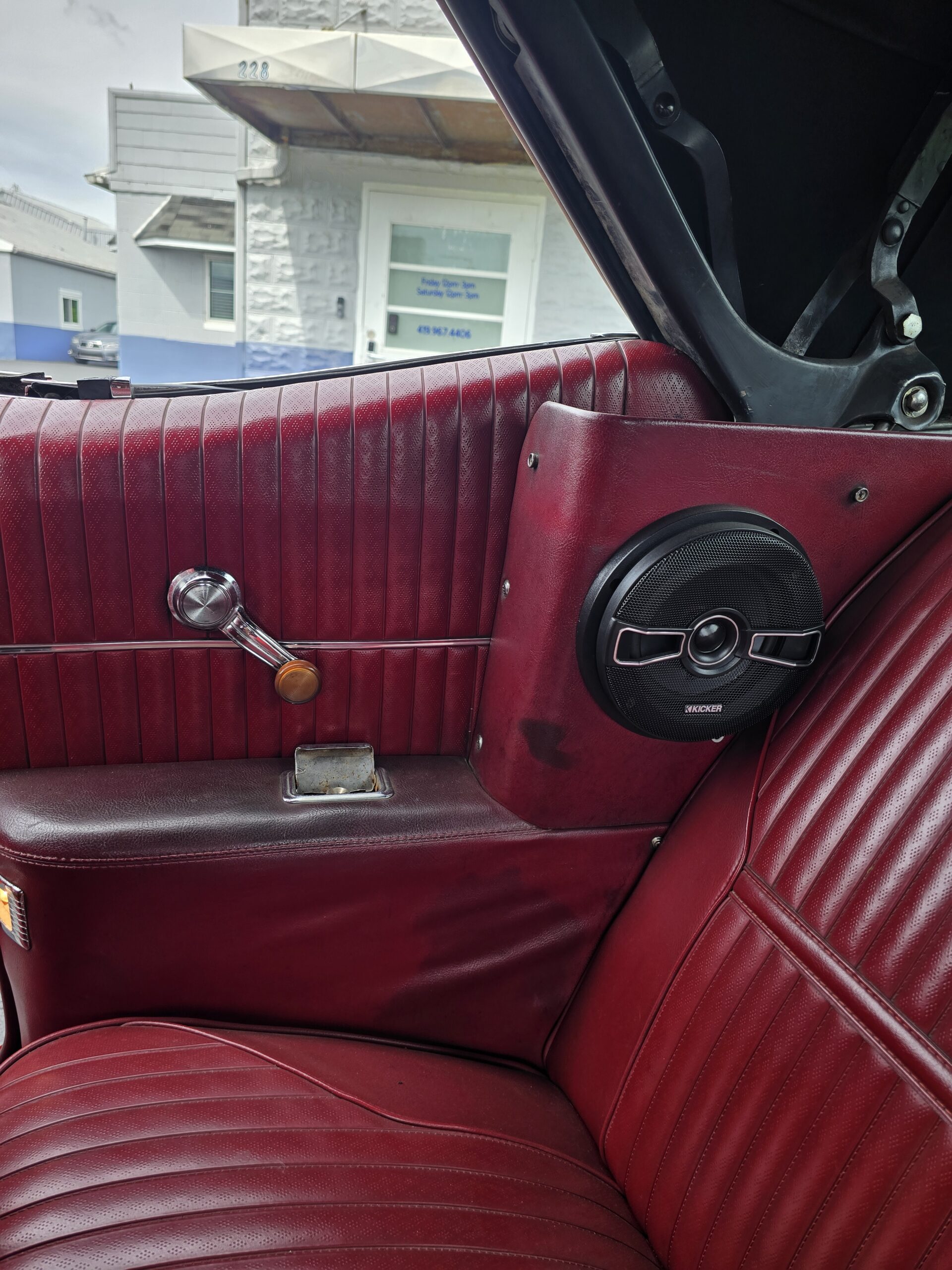 
								1969 Oldsmobile Cutlass S Convertible full									