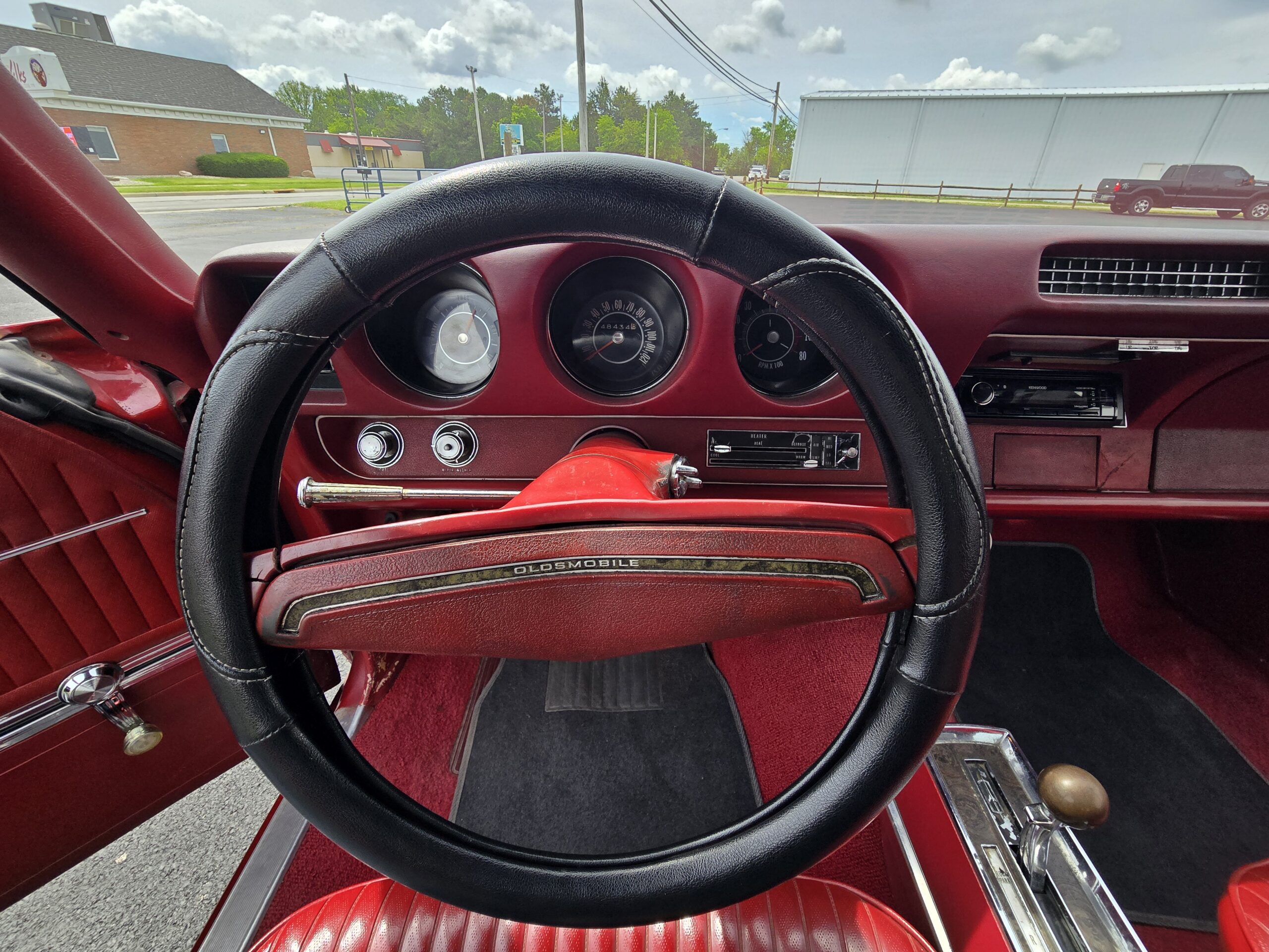 
								1969 Oldsmobile Cutlass S Convertible full									