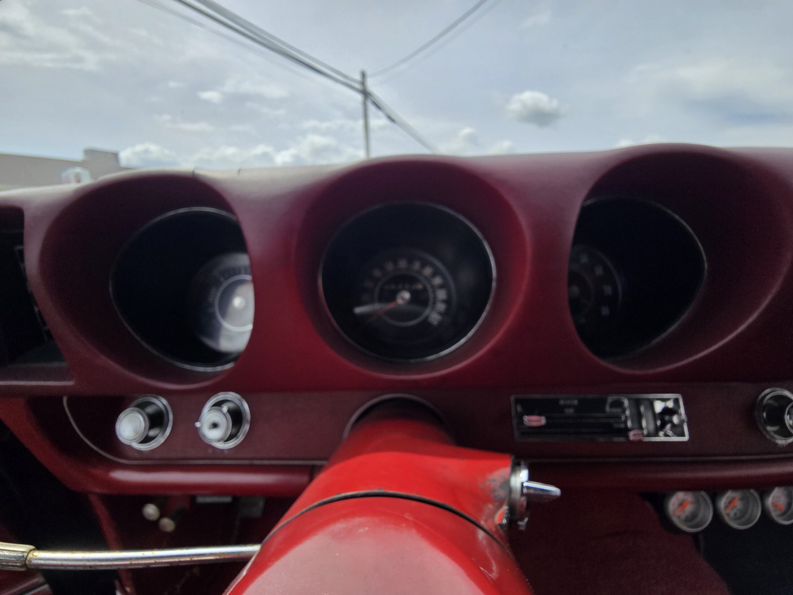 
								1969 Oldsmobile Cutlass S Convertible full									