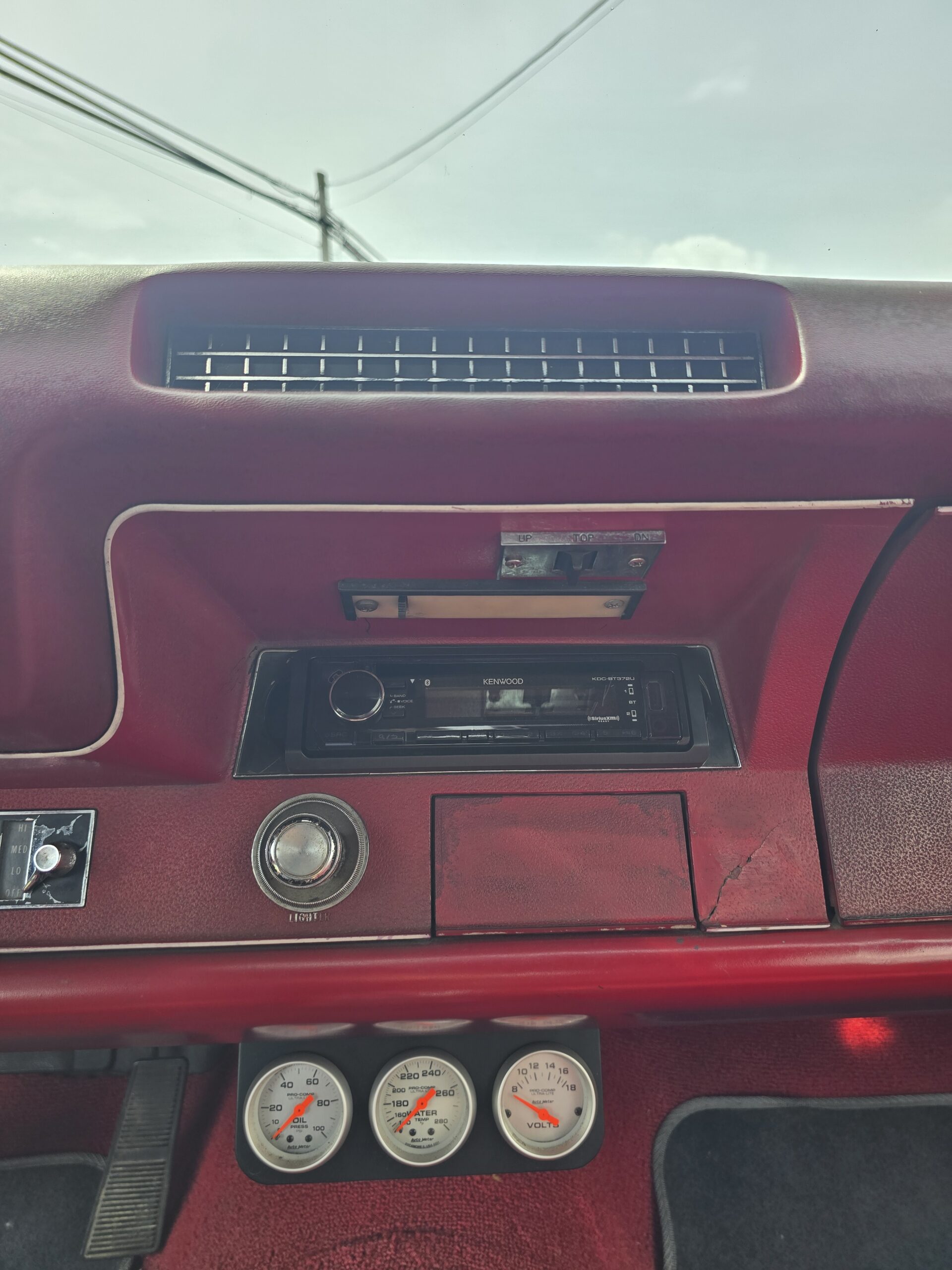 
								1969 Oldsmobile Cutlass S Convertible full									