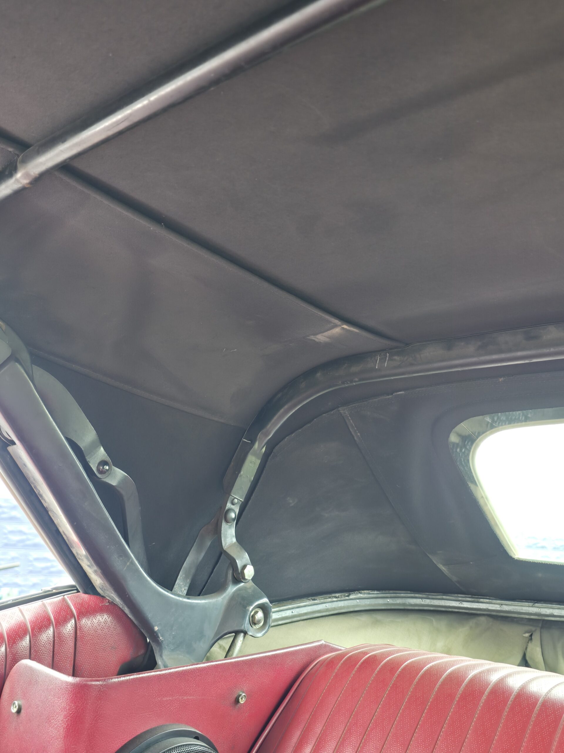 
								1969 Oldsmobile Cutlass S Convertible full									