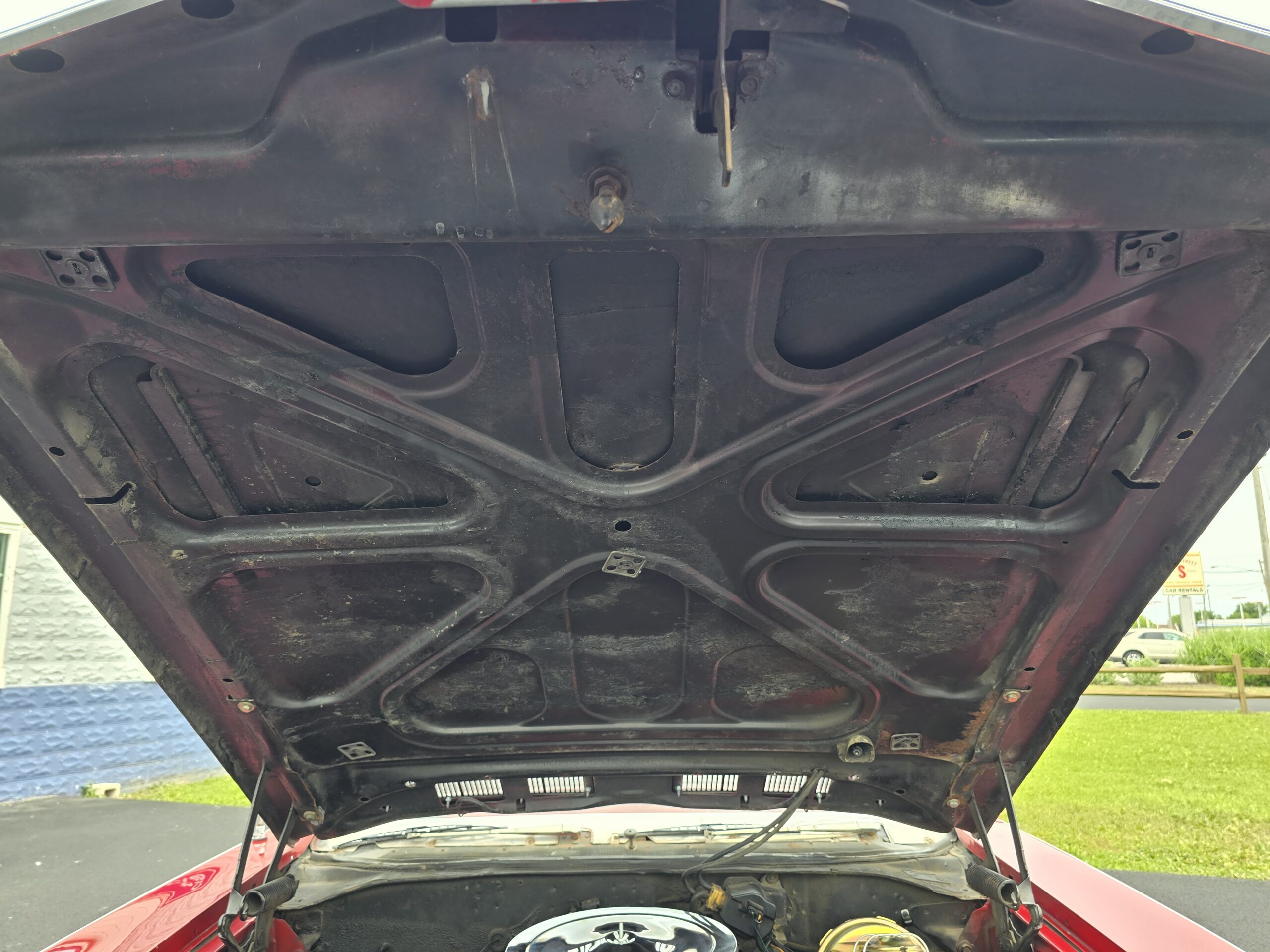 
								1969 Oldsmobile Cutlass S Convertible full									