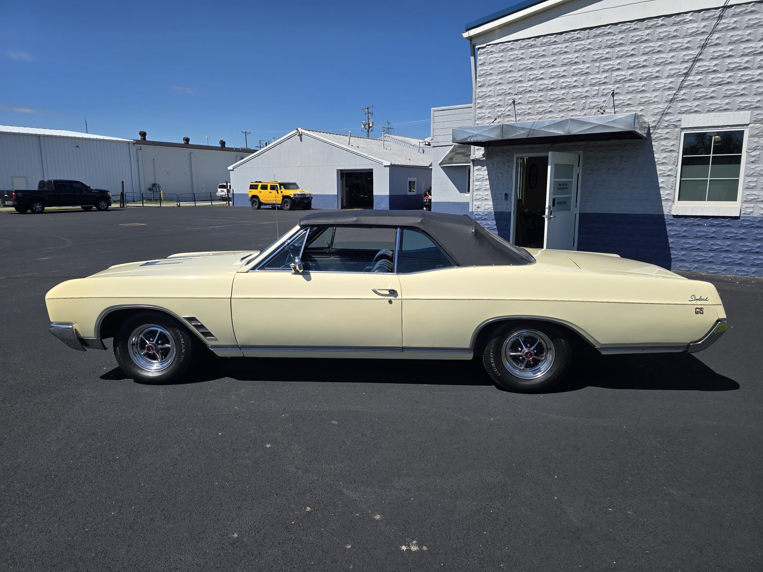 
								1966 Buick Skylark GS Convertible full									