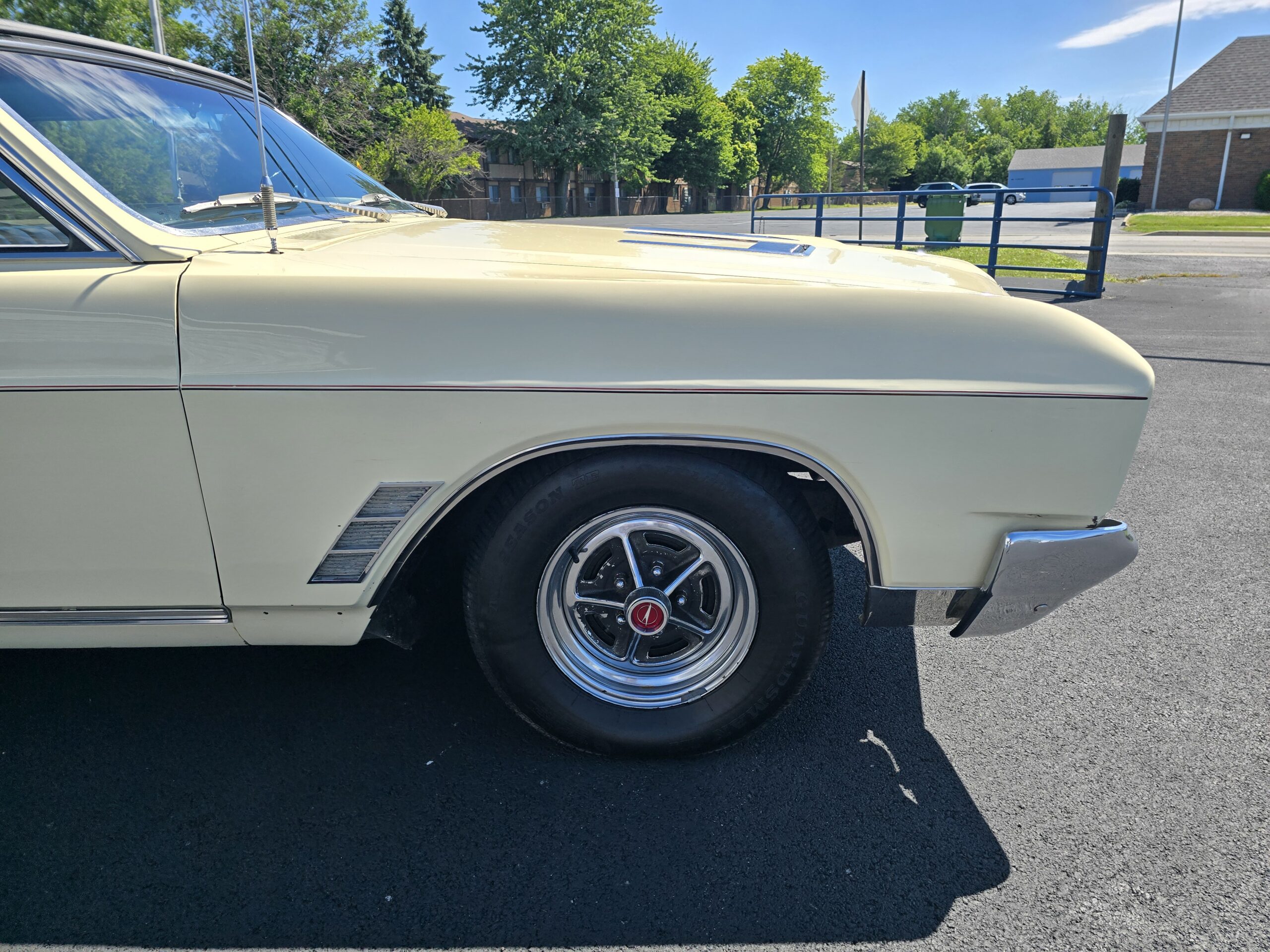 
								1966 Buick Skylark GS Convertible full									