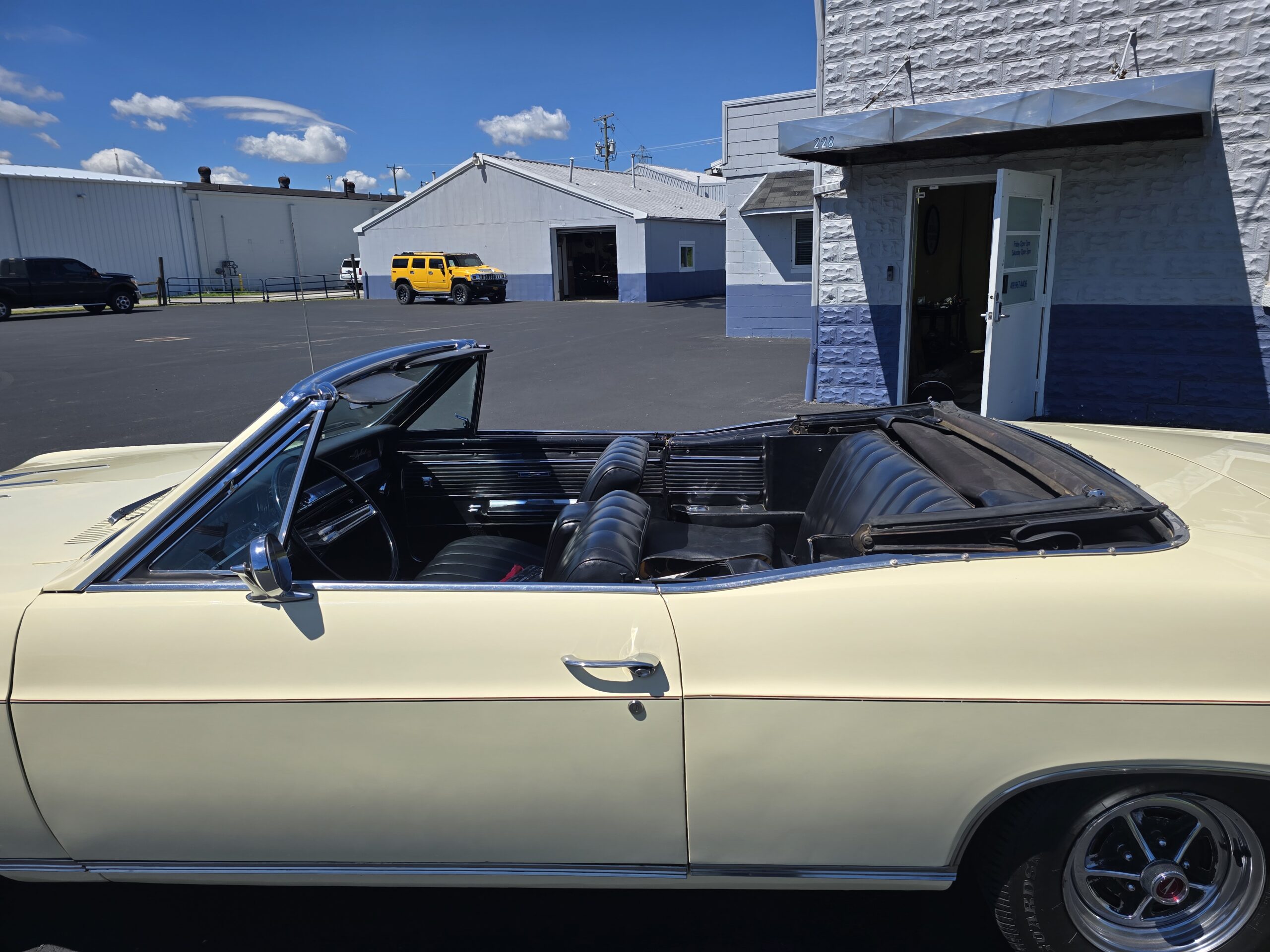
								1966 Buick Skylark GS Convertible full									