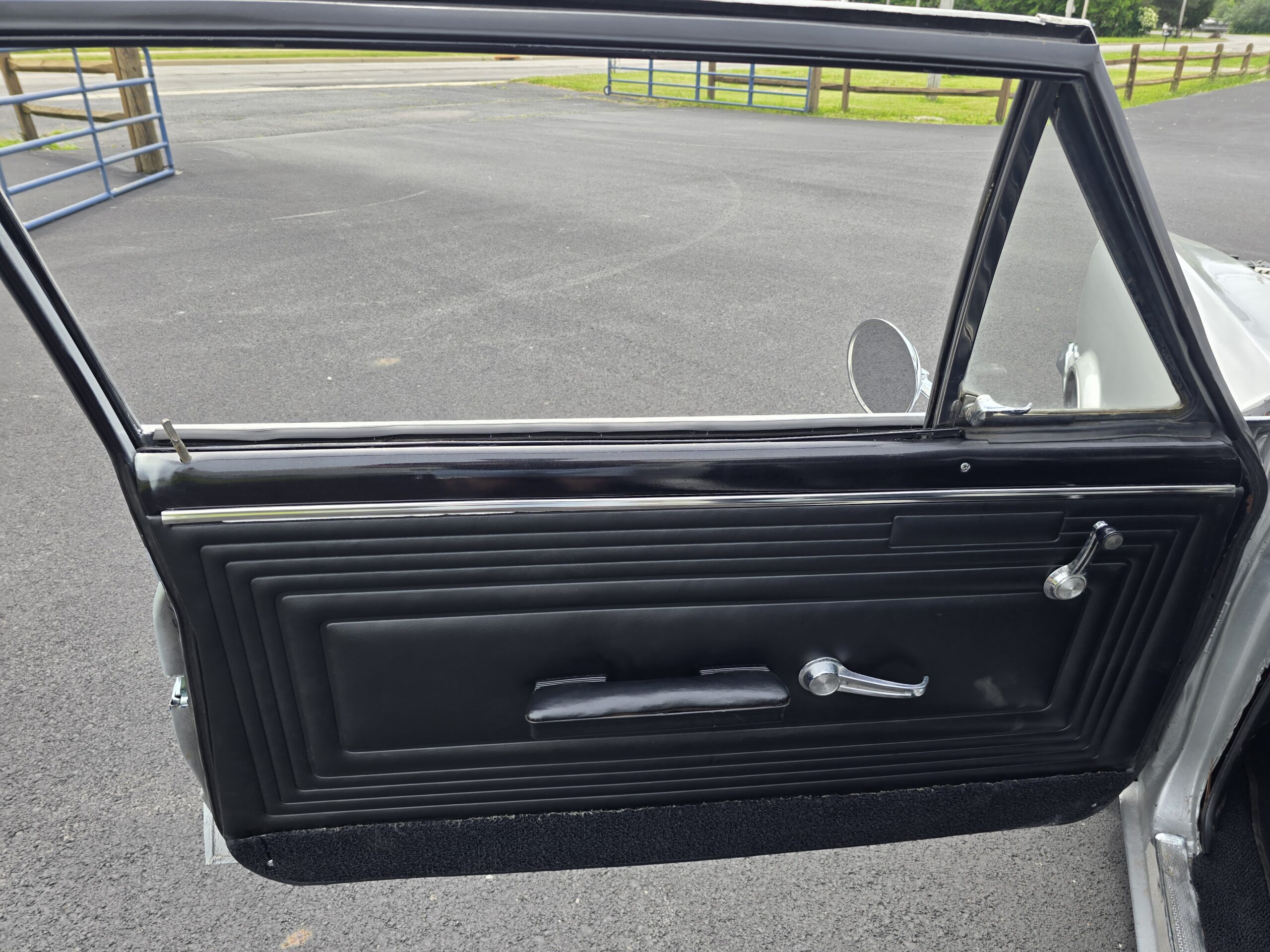 
								1965 Pontiac Tempest (GTO Replica) full									