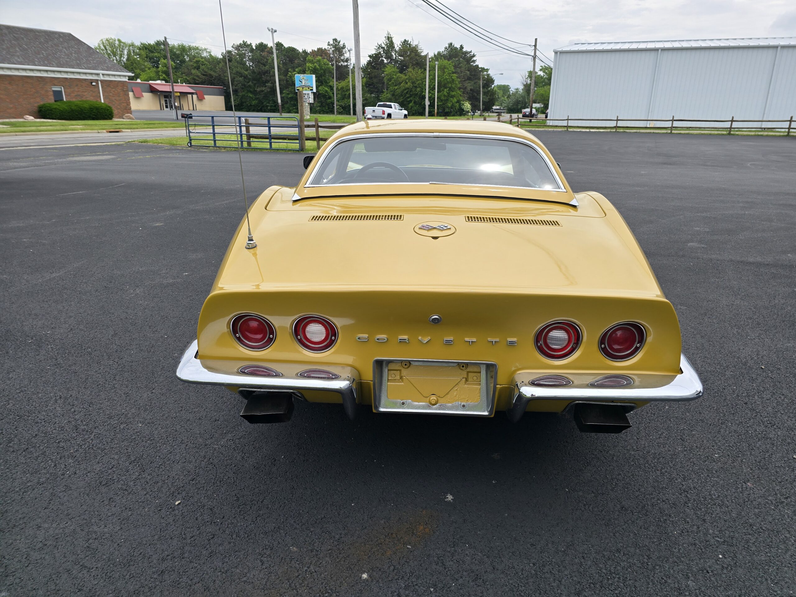 
								1971 Chevy Corvette Convertible full									