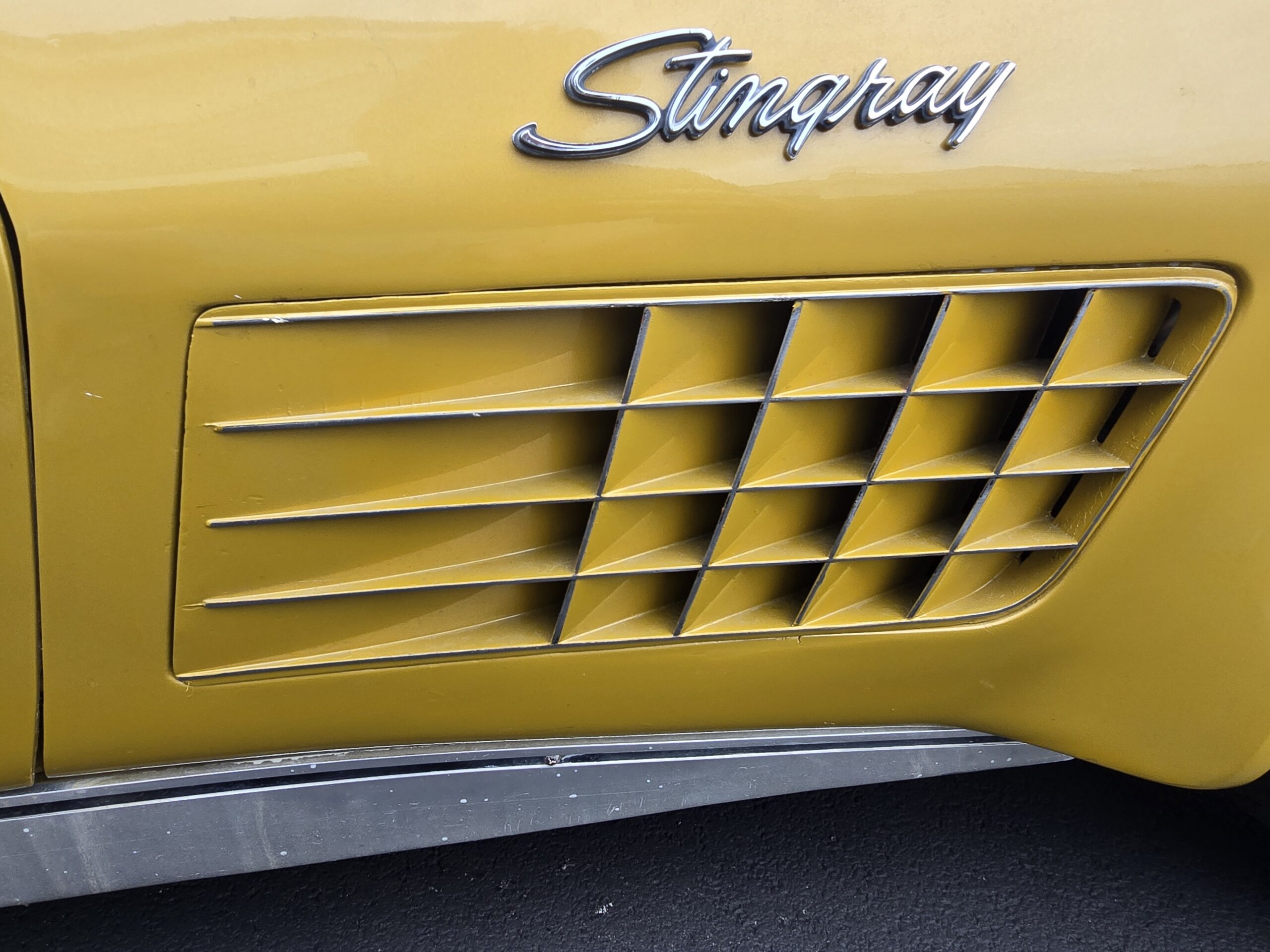 
								1971 Chevy Corvette Convertible full									
