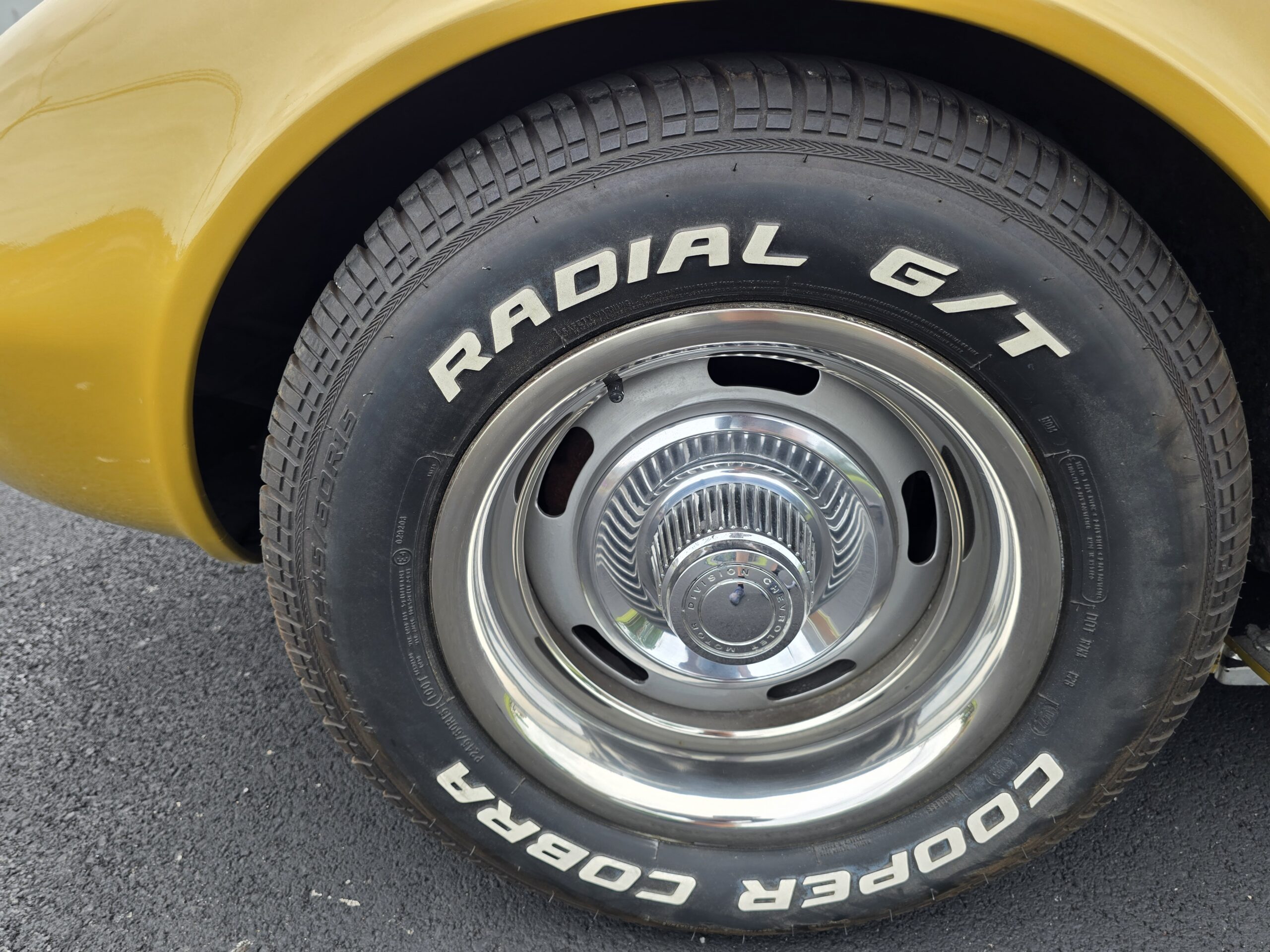 
								1971 Chevy Corvette Convertible full									