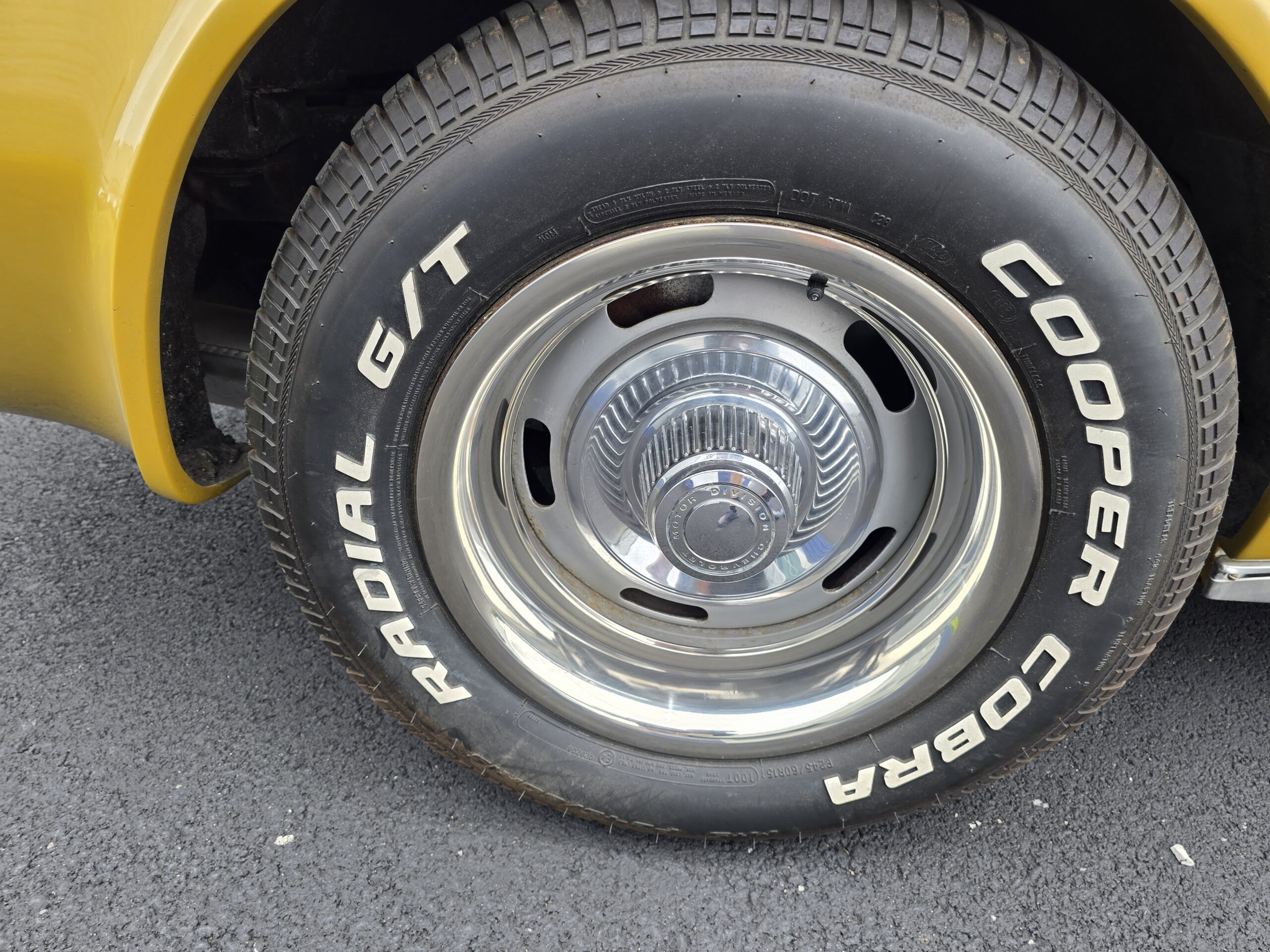 
								1971 Chevy Corvette Convertible full									
