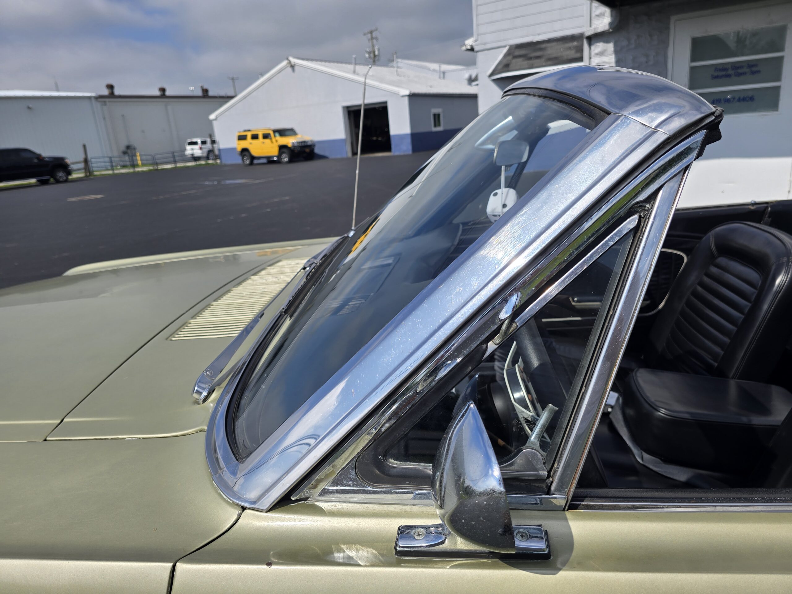 
								1965 Ford Mustang Convertible full									