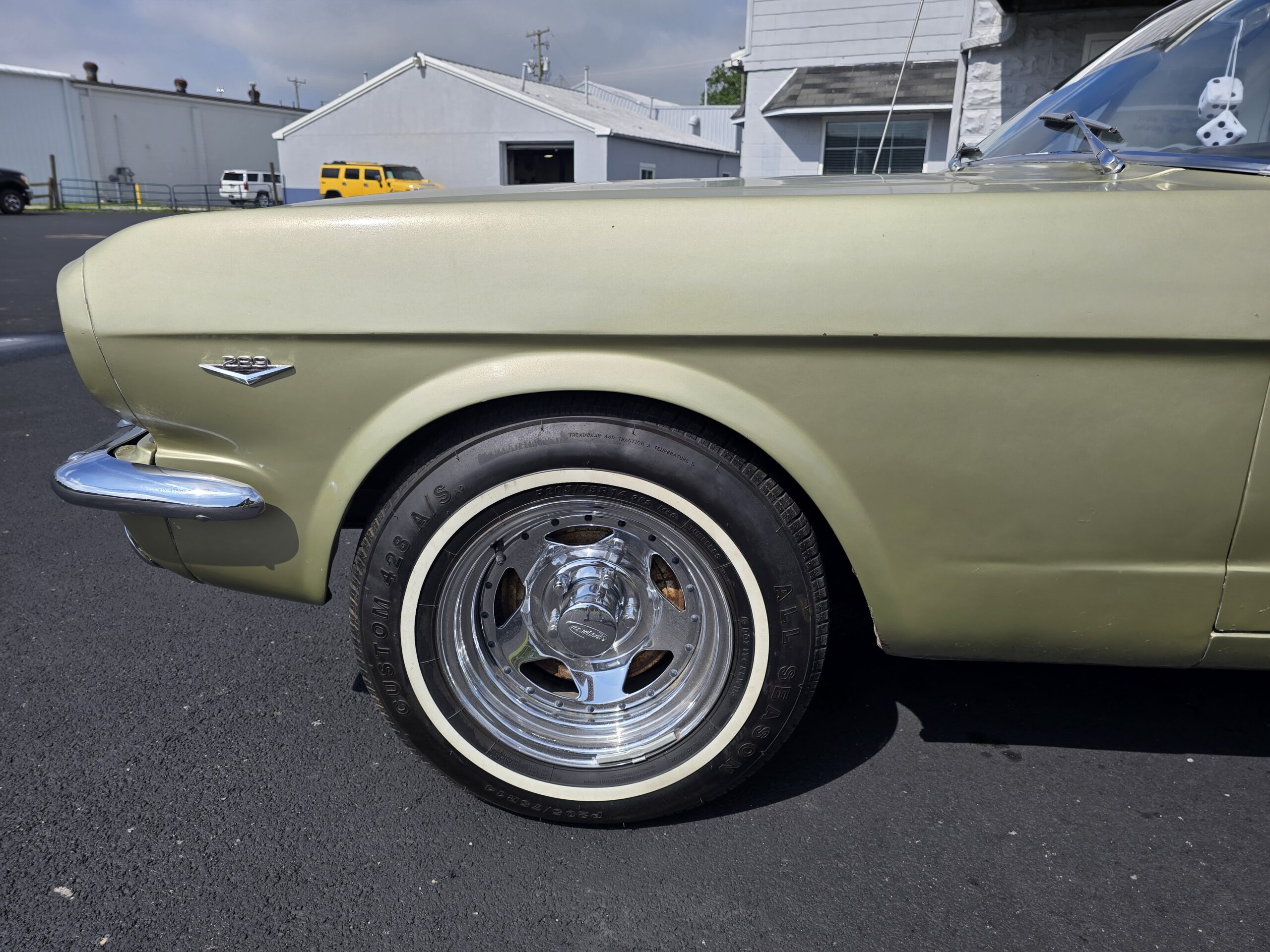 
								1965 Ford Mustang Convertible full									