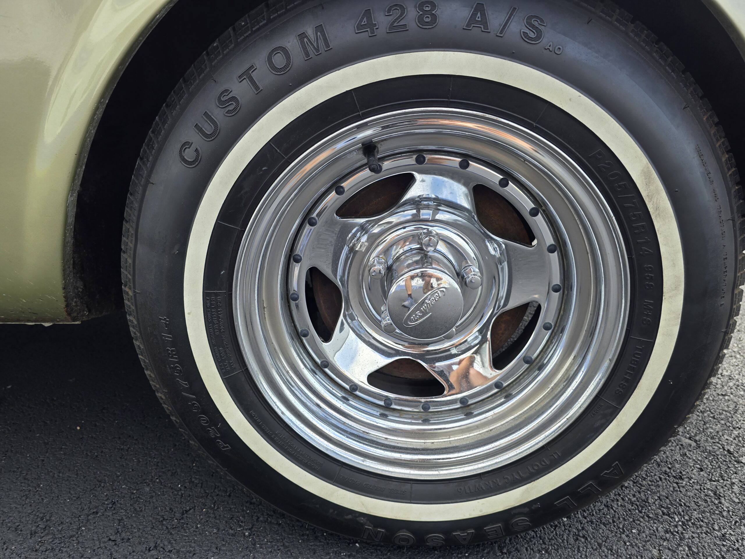 
								1965 Ford Mustang Convertible full									
