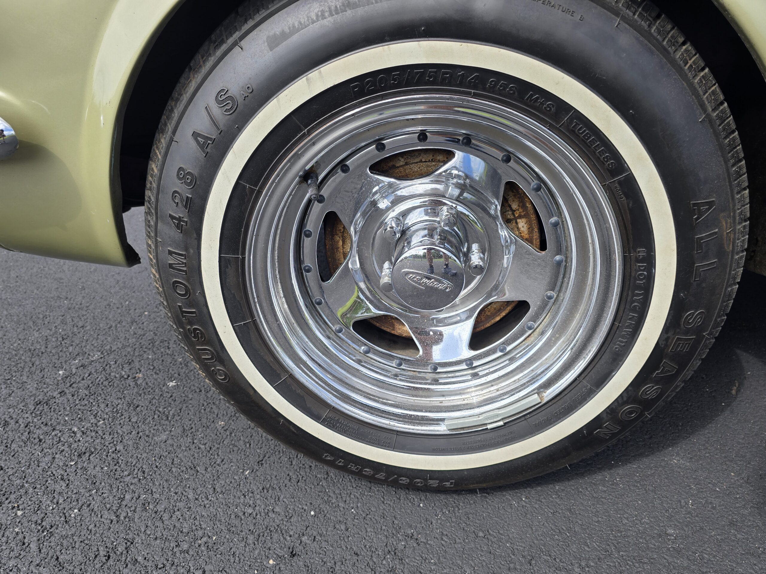 
								1965 Ford Mustang Convertible full									