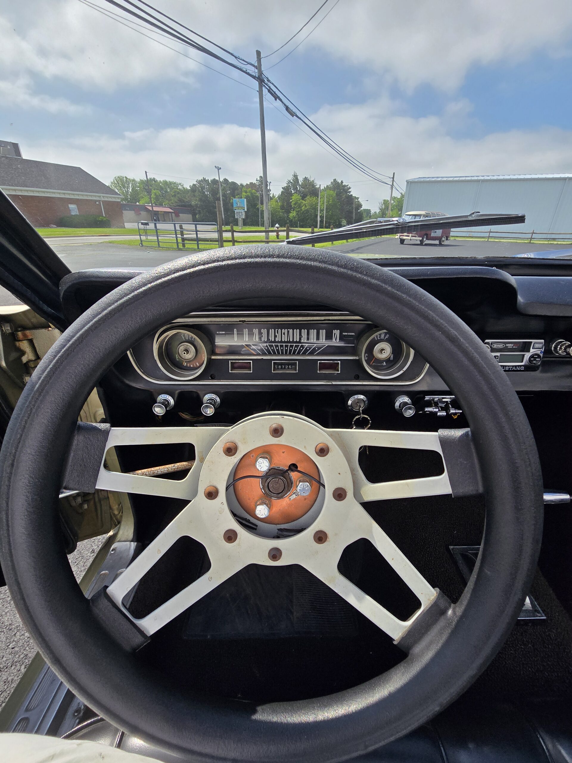 
								1965 Ford Mustang Convertible full									