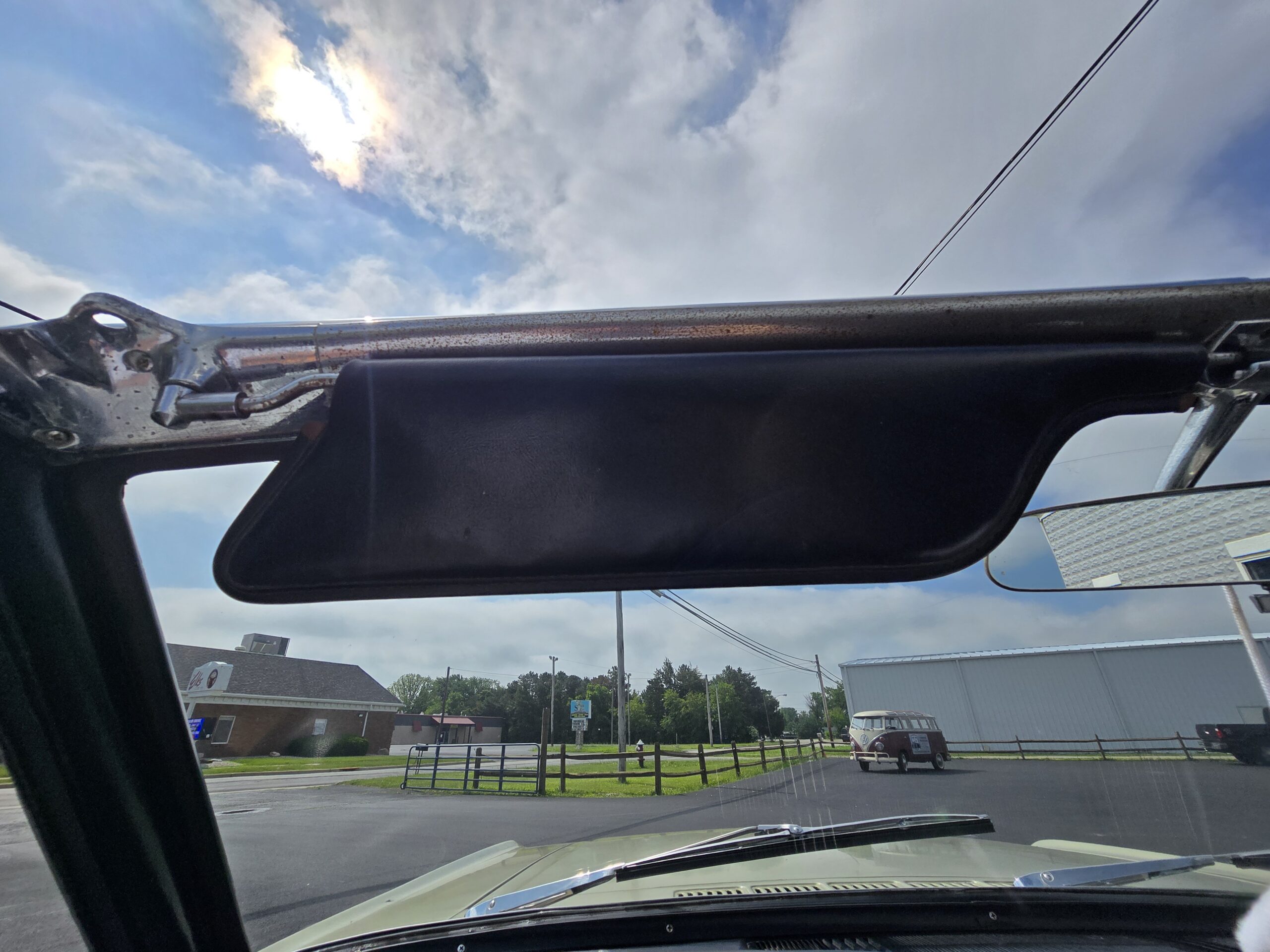 
								1965 Ford Mustang Convertible full									