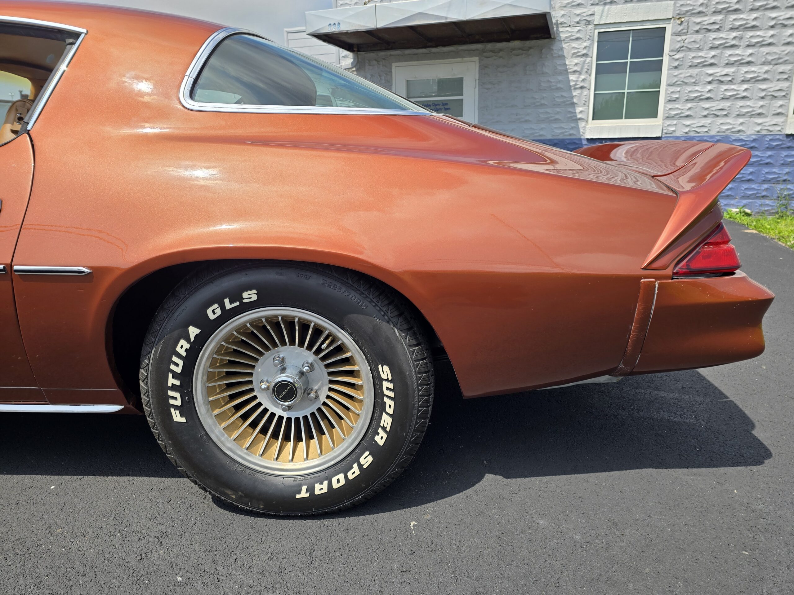 
										1980 Chevy Camaro Berlinetta full									
