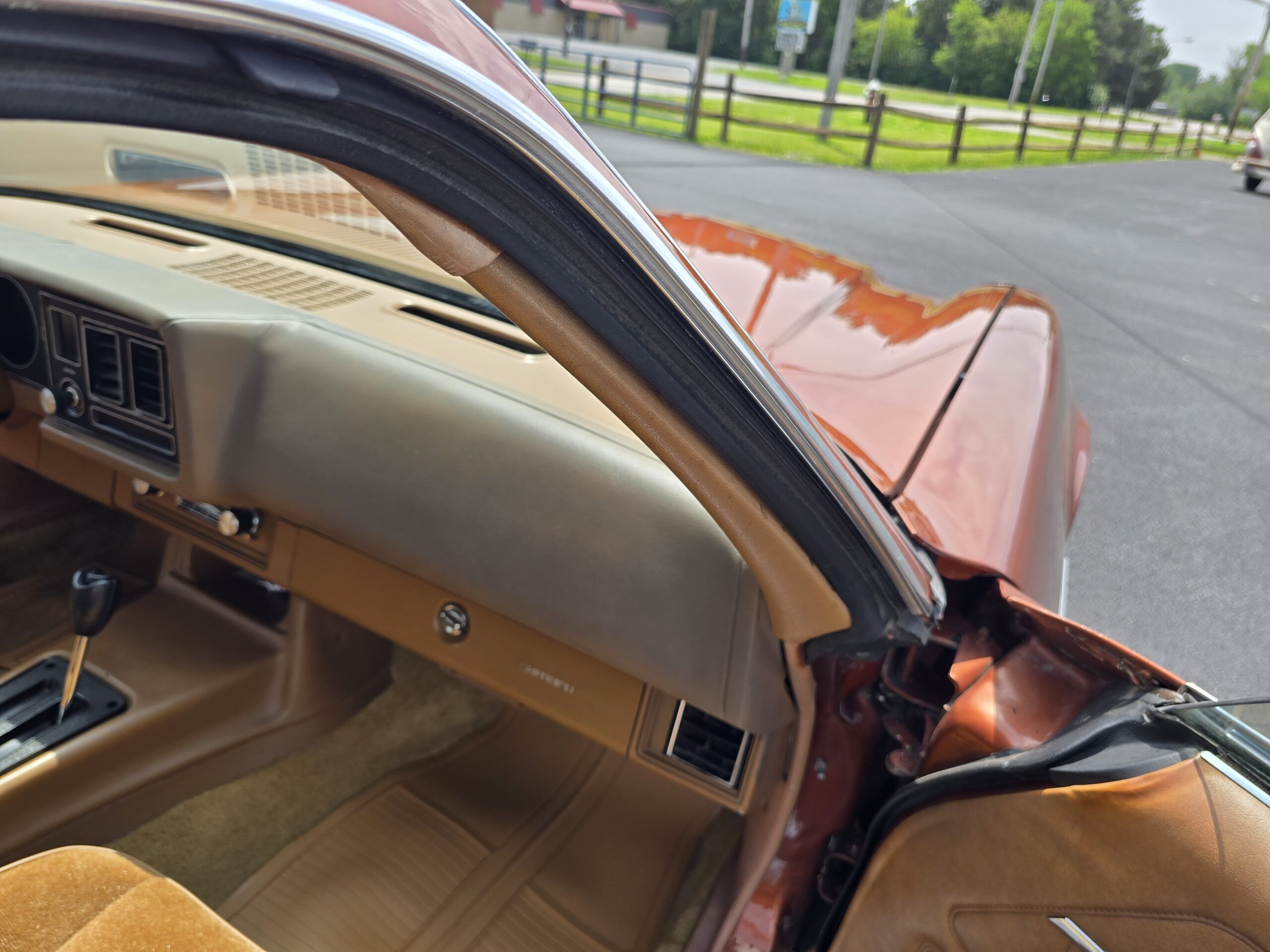 
										1980 Chevy Camaro Berlinetta full									