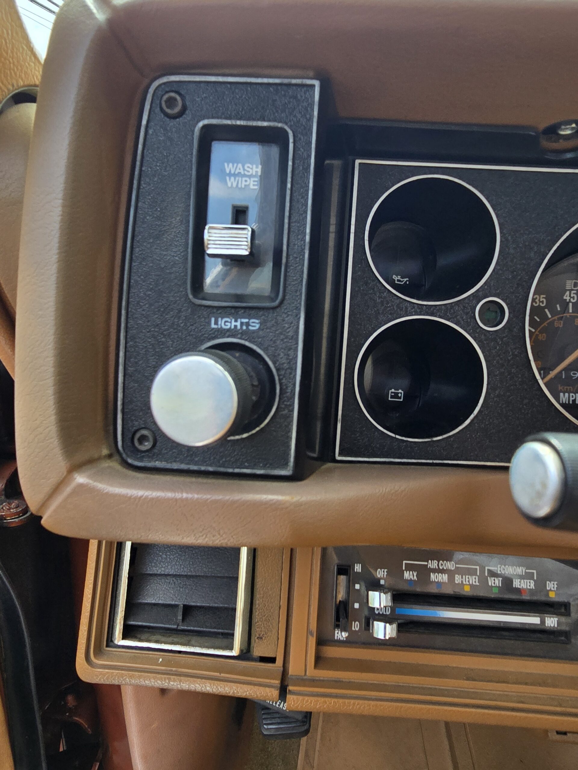 
										1980 Chevy Camaro Berlinetta full									